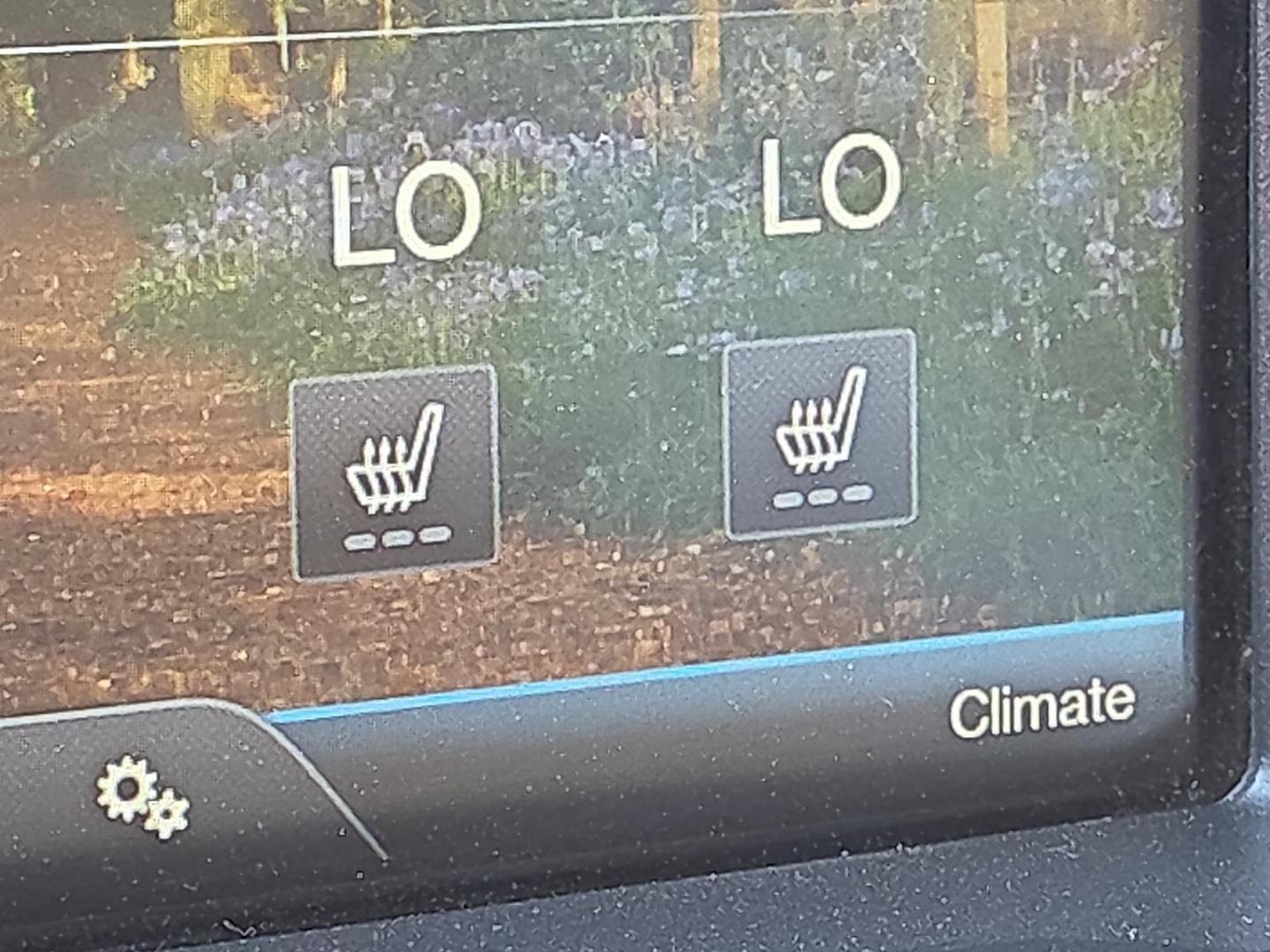 2014 Sunset Metallic - D7 /Medium Light Stone - GL Ford Edge Limited (2FMDK3KC1EB) with an 3.5L V-6 DOHC, variable valve control, regular unleaded, engine with 285HP engine, located at 4711 Ave Q, Lubbock, TX, 79412, (806) 687-2362, 33.551304, -101.855293 - Photo#27