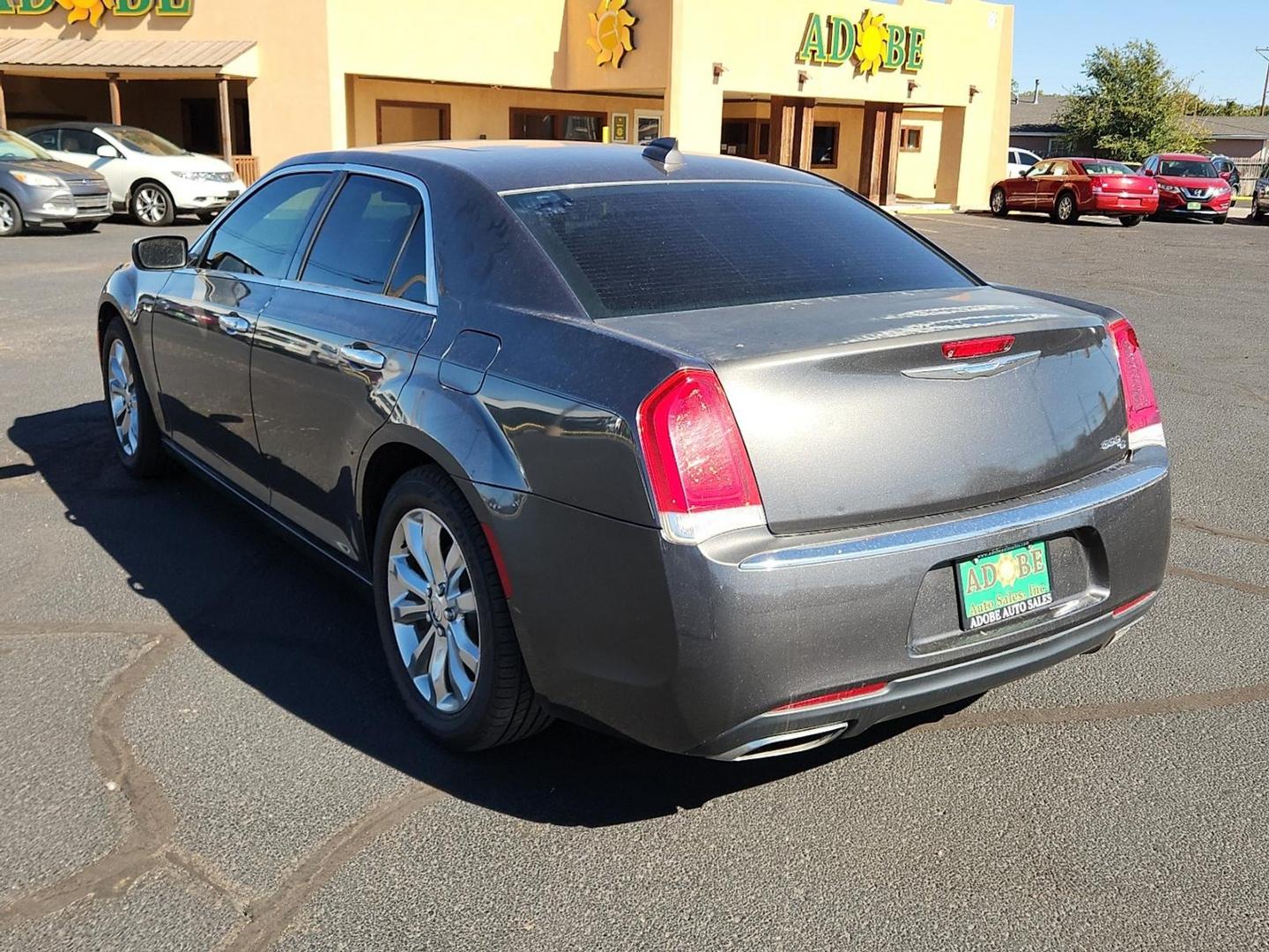 2017 GRAY Chrysler 300C AWD (2C3CCAKG6HH) with an Pentastar 3.6L V-6 DOHC, variable valve control, regular unleaded, engine with 292HP engine, located at 4711 Ave Q, Lubbock, TX, 79412, (806) 687-2362, 33.551304, -101.855293 - Photo#2