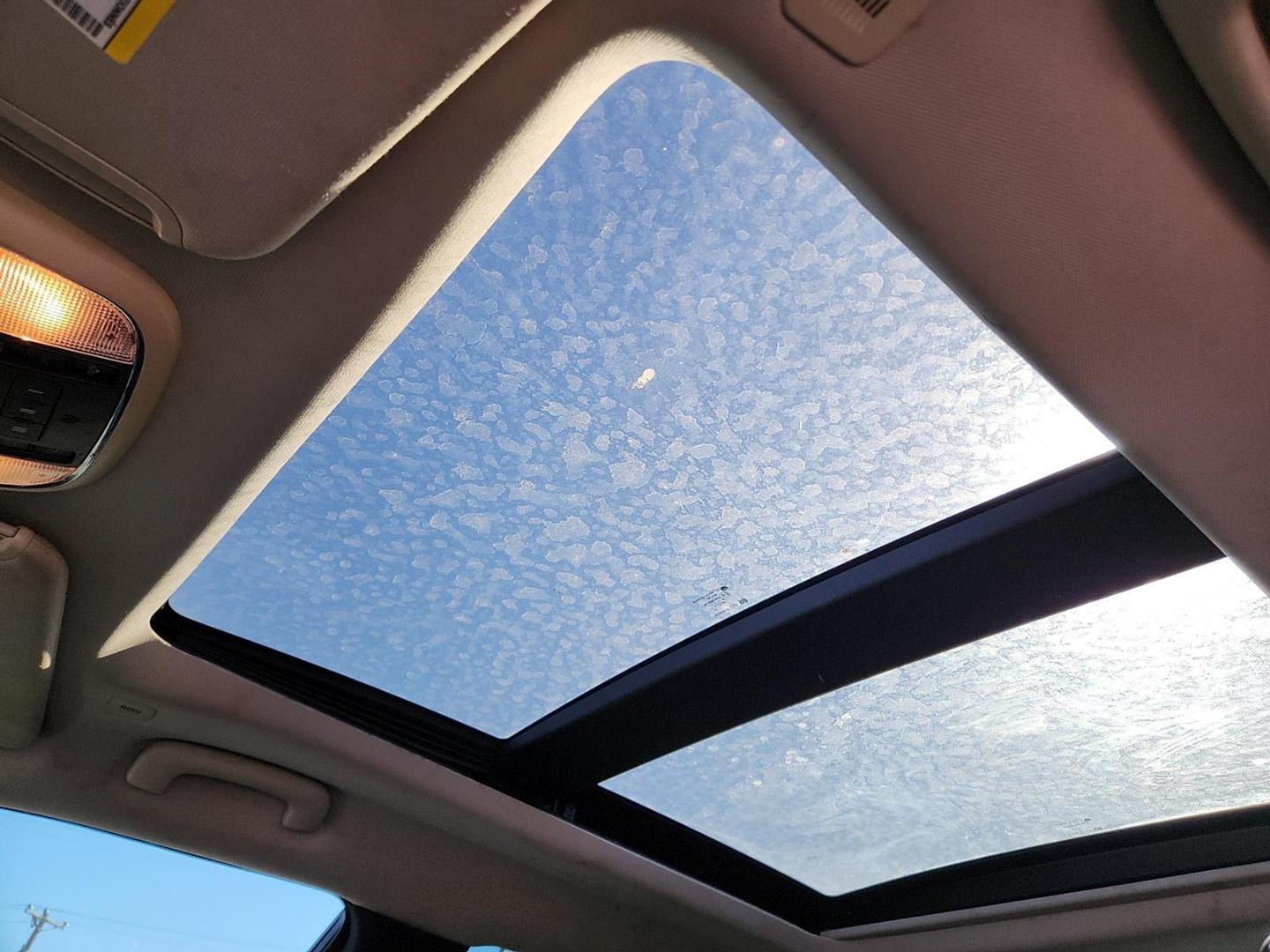 2017 GRAY Chrysler 300C AWD (2C3CCAKG6HH) with an Pentastar 3.6L V-6 DOHC, variable valve control, regular unleaded, engine with 292HP engine, located at 4711 Ave Q, Lubbock, TX, 79412, (806) 687-2362, 33.551304, -101.855293 - Photo#27