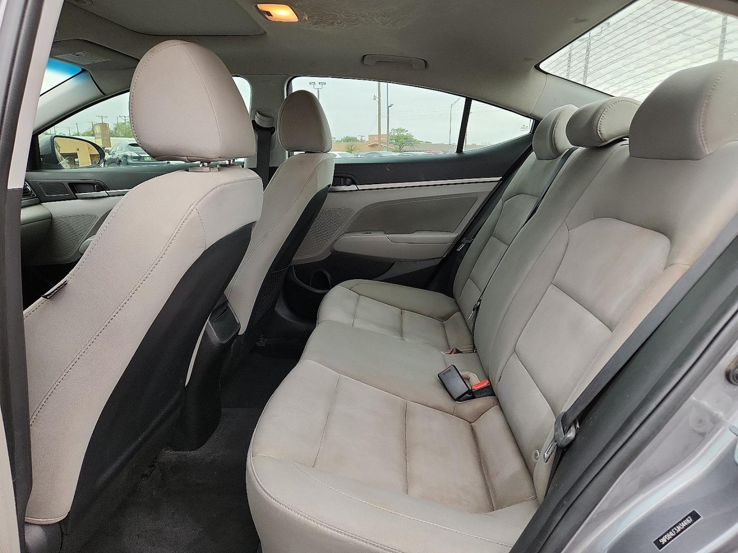 2018 GRAY /Gray - PK Hyundai Elantra Value Edition (5NPD84LF3JH) with an Nu 2L I-4 DOHC, D-CVVT variable valve control, regular unleaded, engine with 147HP engine, located at 4711 Ave Q, Lubbock, TX, 79412, (806) 687-2362, 33.551304, -101.855293 - Photo#11