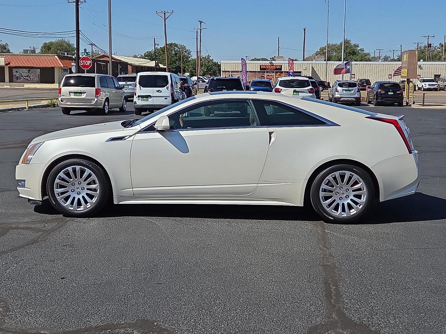 2011 WHITE /Cashmere w/Ebony Accents Cadillac CTS Premium (1G6DP1EDXB0) with an 3.6L V-6 gasoline direct injection, DOHC, variable valve control, regular unleaded, engine with 304HP engine, located at 4711 Ave Q, Lubbock, TX, 79412, (806) 687-2362, 33.551304, -101.855293 - Photo#1