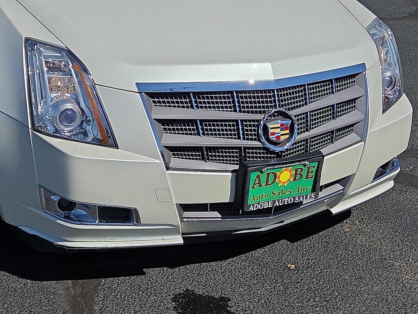 2011 WHITE /Cashmere w/Ebony Accents Cadillac CTS Premium (1G6DP1EDXB0) with an 3.6L V-6 gasoline direct injection, DOHC, variable valve control, regular unleaded, engine with 304HP engine, located at 4711 Ave Q, Lubbock, TX, 79412, (806) 687-2362, 33.551304, -101.855293 - Photo#8