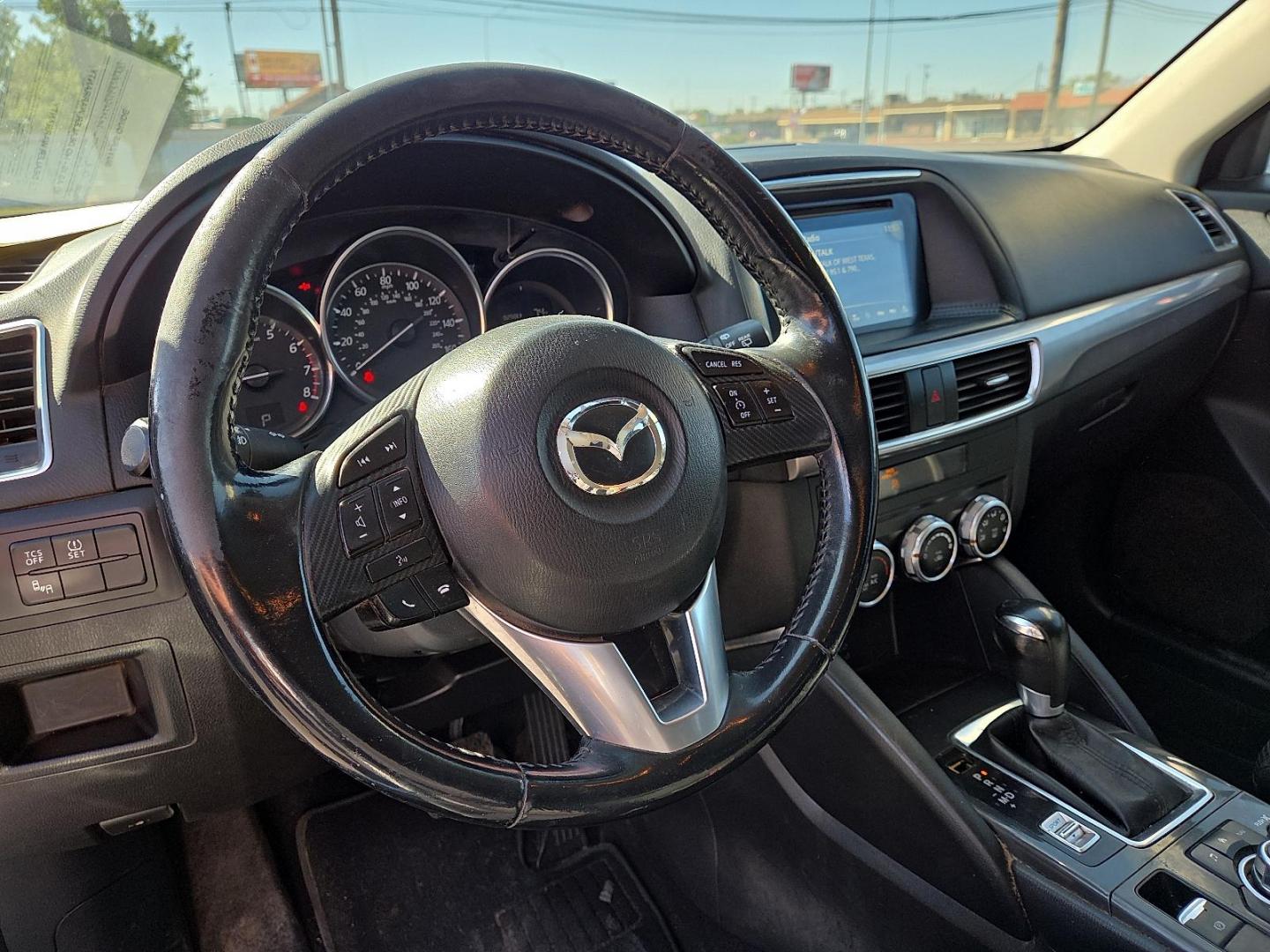 2016 Sonic Silver Metallic - 45P /Black - KC3 Mazda CX-5 Touring (JM3KE2CY3G0) with an SKYACTIV-G 2.5L I-4 gasoline direct injection, DOHC, variable valve control, regular unleaded, engine with 184HP engine, located at 4711 Ave Q, Lubbock, TX, 79412, (806) 687-2362, 33.551304, -101.855293 - Photo#22