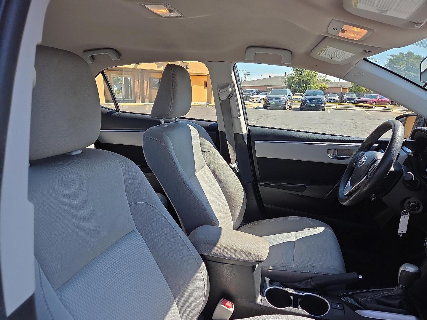 2015 Black Sand Mica - 209 /Ash - 16 Toyota Corolla LE (2T1BURHE7FC) with an 1.8L I-4 DOHC, VVT-i variable valve control, regular unleaded, engine with 132HP engine, located at 4711 Ave Q, Lubbock, TX, 79412, (806) 687-2362, 33.551304, -101.855293 - Photo#10