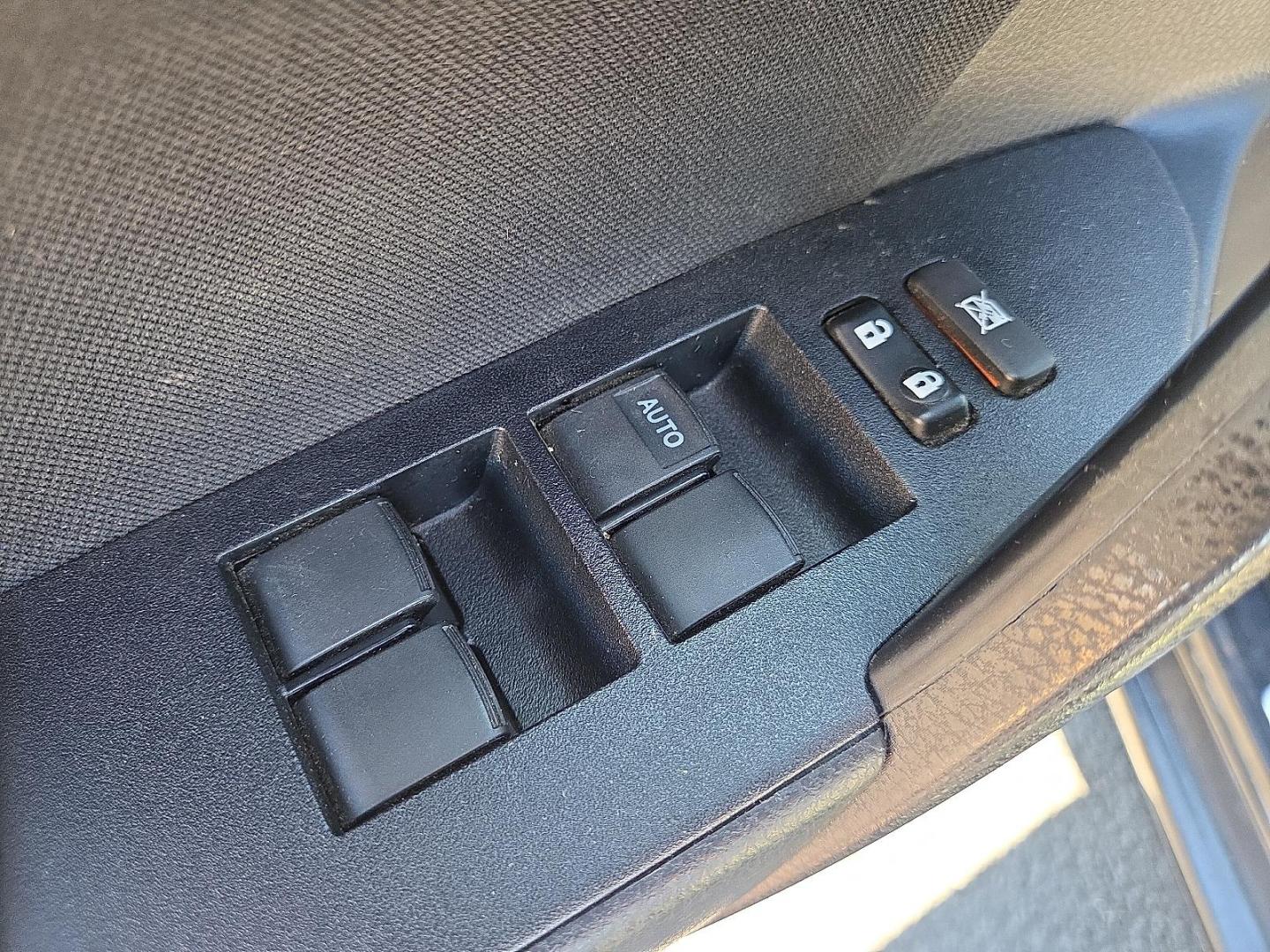 2015 Black Sand Mica - 209 /Ash - 16 Toyota Corolla LE (2T1BURHE7FC) with an 1.8L I-4 DOHC, VVT-i variable valve control, regular unleaded, engine with 132HP engine, located at 4711 Ave Q, Lubbock, TX, 79412, (806) 687-2362, 33.551304, -101.855293 - Photo#21