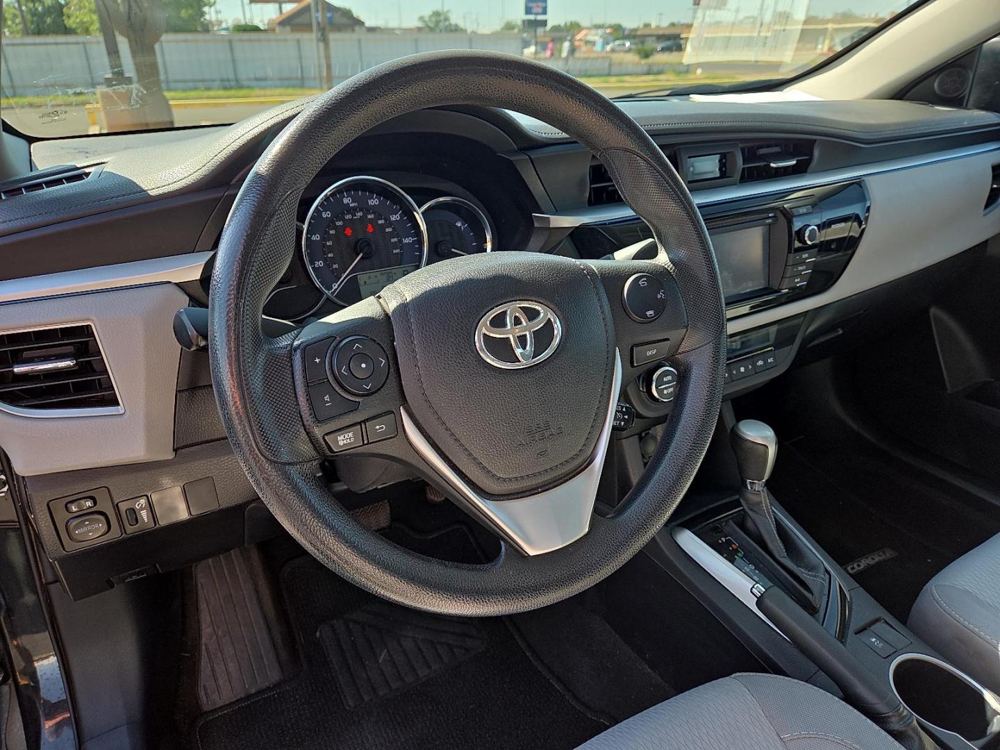 2015 Black Sand Mica - 209 /Ash - 16 Toyota Corolla LE (2T1BURHE7FC) with an 1.8L I-4 DOHC, VVT-i variable valve control, regular unleaded, engine with 132HP engine, located at 4711 Ave Q, Lubbock, TX, 79412, (806) 687-2362, 33.551304, -101.855293 - Photo#23