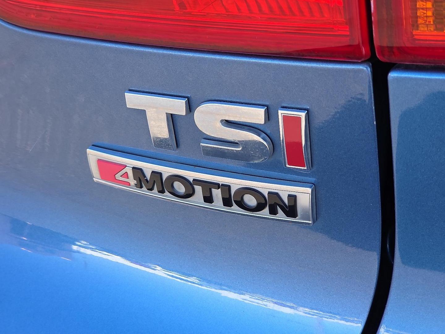 2017 Pacific Blue Metallic - D5D5 /Cornsilk Beige - NT Volkswagen Tiguan 2.0T Wolfsburg Edition (WVGSV7AX8HK) with an 2L I-4 gasoline direct injection, DOHC, variable valve control, intercooled turbo, premium unleaded, engine with 200HP engine, located at 4711 Ave Q, Lubbock, TX, 79412, (806) 687-2362, 33.551304, -101.855293 - Photo#15