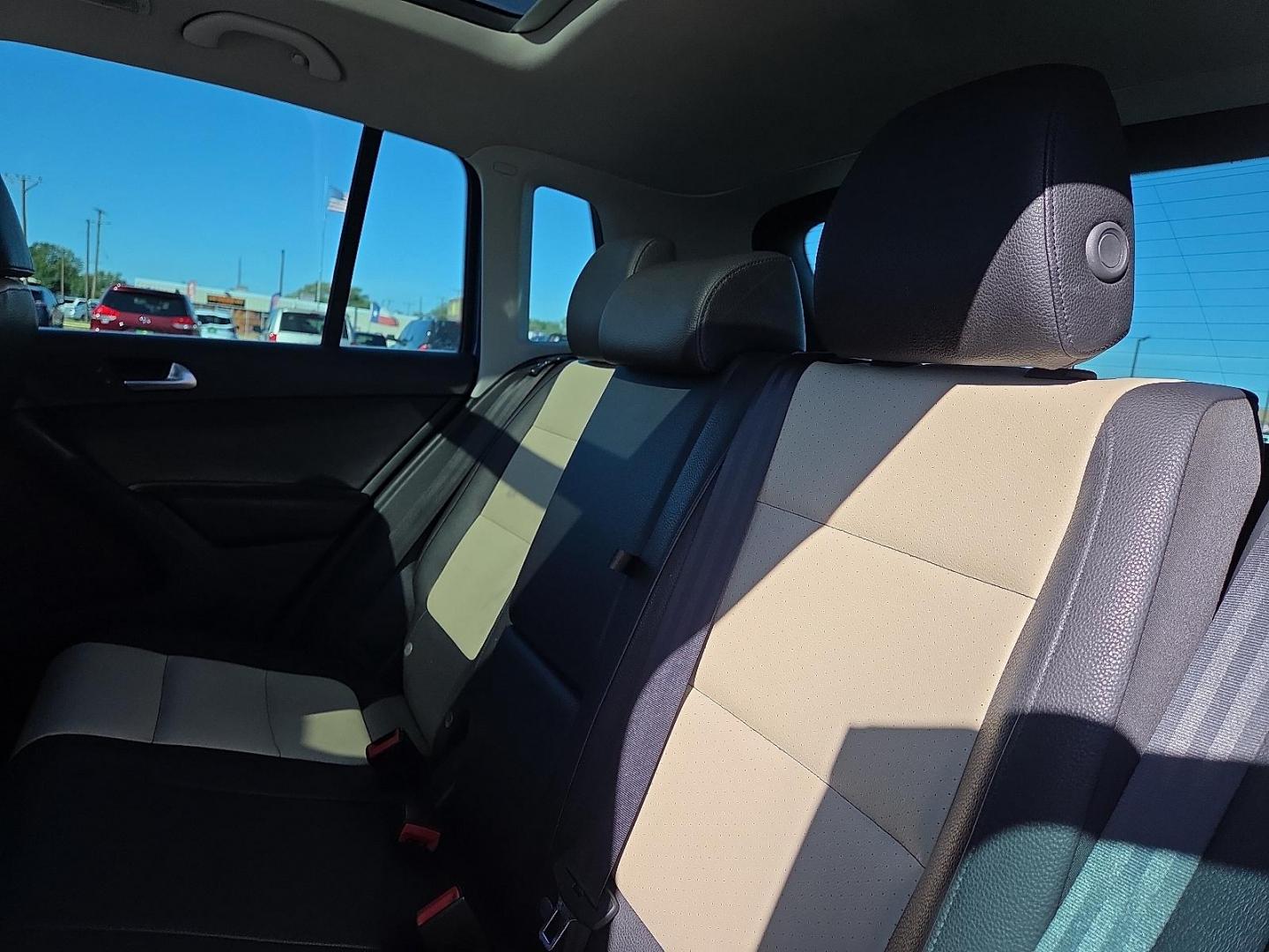 2017 Pacific Blue Metallic - D5D5 /Cornsilk Beige - NT Volkswagen Tiguan 2.0T Wolfsburg Edition (WVGSV7AX8HK) with an 2L I-4 gasoline direct injection, DOHC, variable valve control, intercooled turbo, premium unleaded, engine with 200HP engine, located at 4711 Ave Q, Lubbock, TX, 79412, (806) 687-2362, 33.551304, -101.855293 - Photo#20