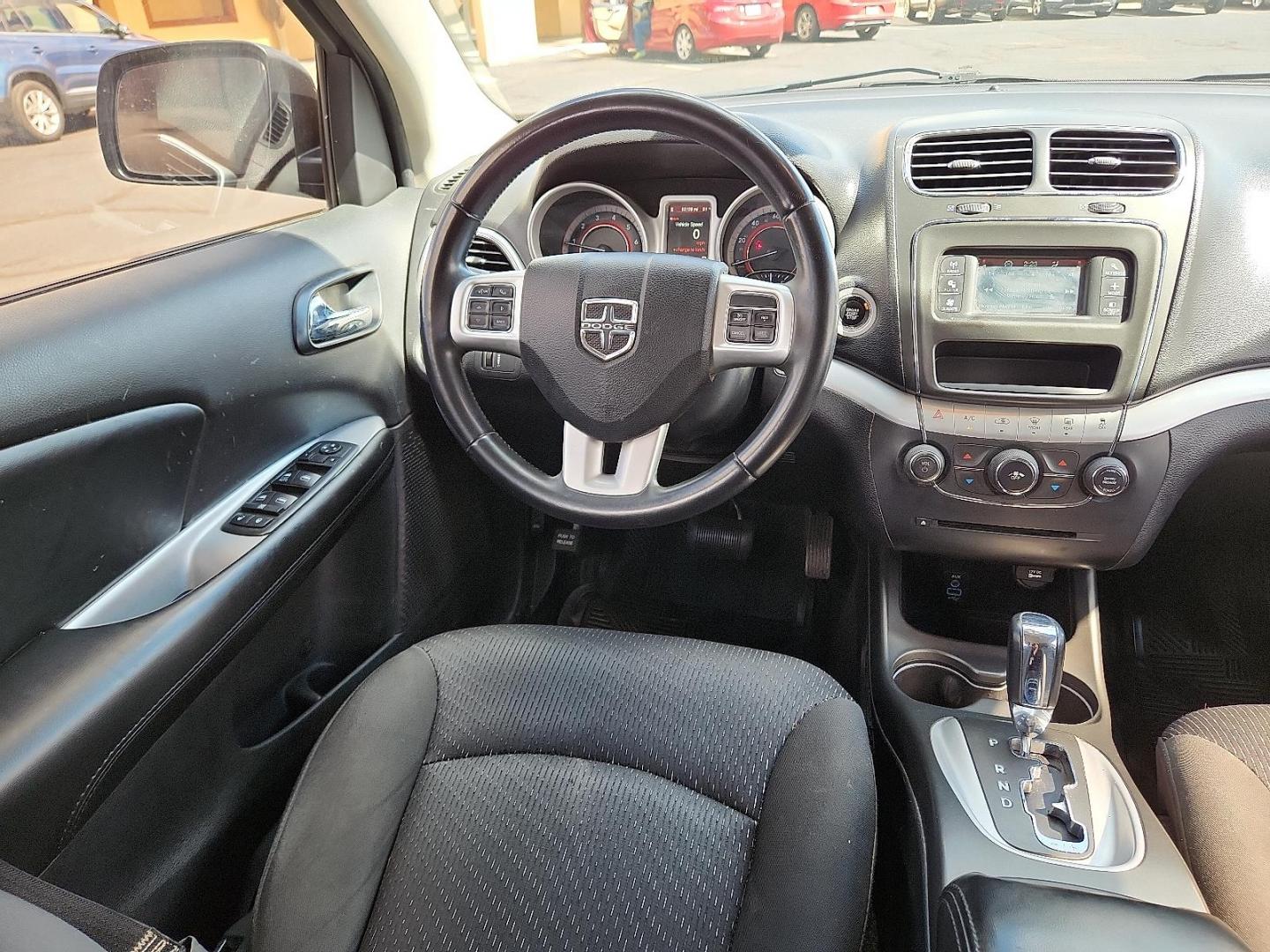 2018 GRAY Dodge Journey SE (3C4PDCAB0JT) with an Tigershark MultiAir 2.4L I-4 DOHC, variable valve control, regular unleaded, engine with 173HP engine, located at 4711 Ave Q, Lubbock, TX, 79412, (806) 687-2362, 33.551304, -101.855293 - Photo#12