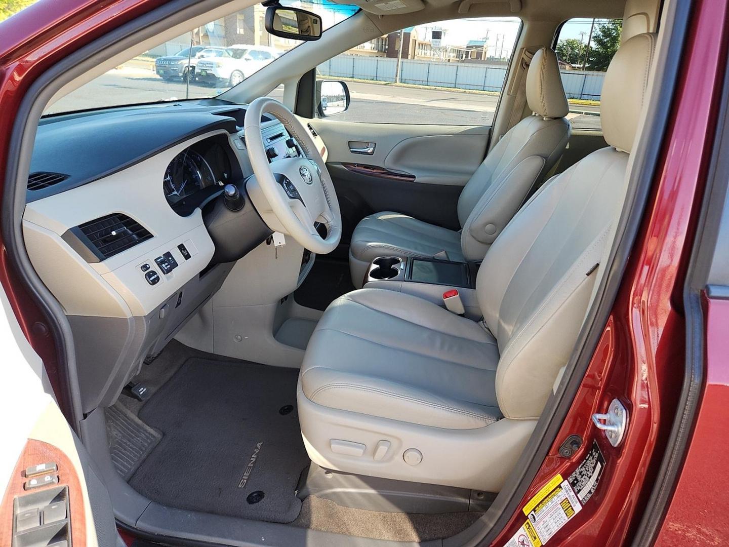 2013 MAROON Toyota Sienna XLE V6 8 Passenger (5TDYK3DC0DS) with an 3.5L V-6 DOHC, variable valve control, regular unleaded, engine with 266HP engine, located at 4711 Ave Q, Lubbock, TX, 79412, (806) 687-2362, 33.551304, -101.855293 - Photo#13