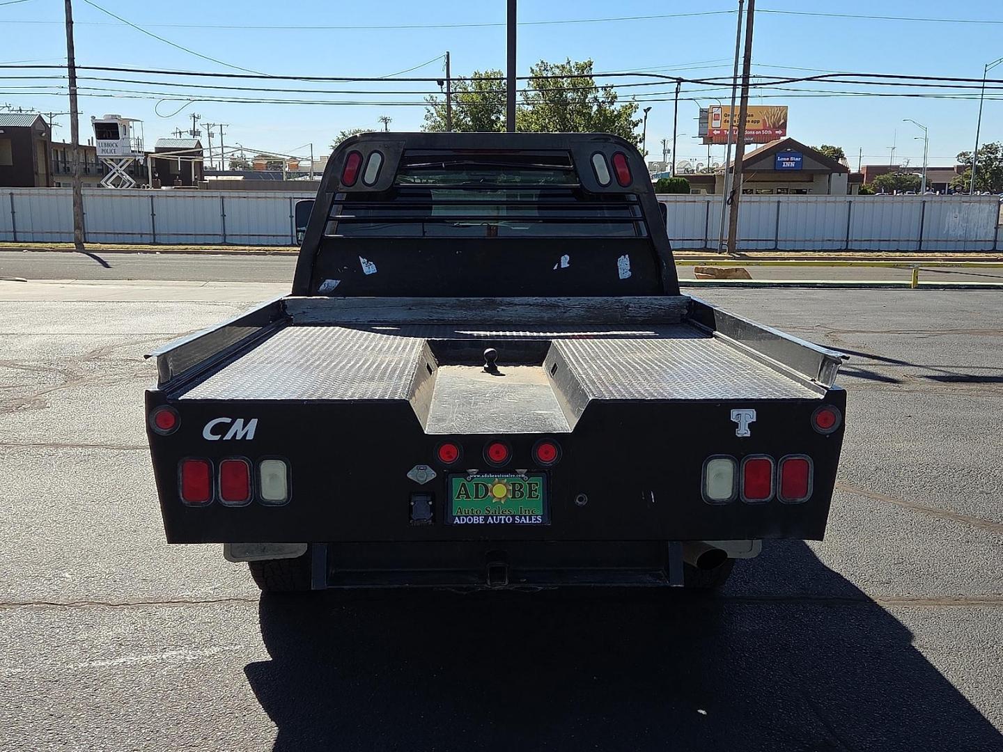 2013 Steel Gray Metallic - 16U /Dark Titanium - 88V GMC Sierra 2500HD Work Truck (1GT21ZCG2DZ) with an Vortec 6L V-8 variable valve control, regular unleaded, engine with 360HP engine, located at 4711 Ave Q, Lubbock, TX, 79412, (806) 687-2362, 33.551304, -101.855293 - Photo#3