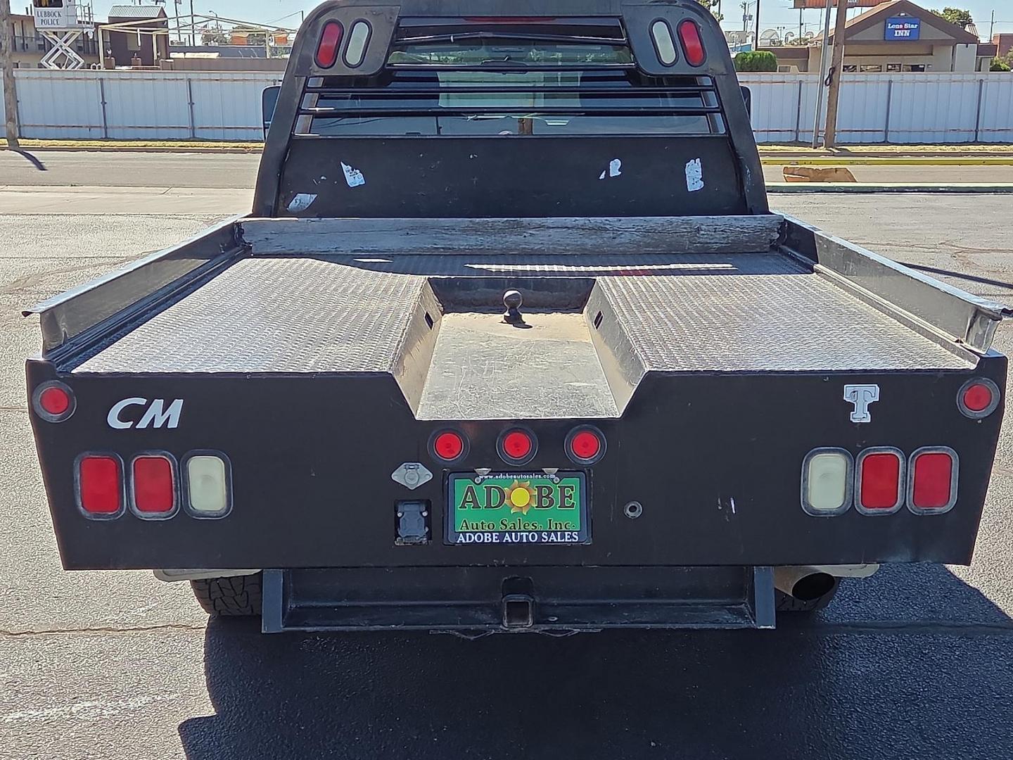 2013 Steel Gray Metallic - 16U /Dark Titanium - 88V GMC Sierra 2500HD Work Truck (1GT21ZCG2DZ) with an Vortec 6L V-8 variable valve control, regular unleaded, engine with 360HP engine, located at 4711 Ave Q, Lubbock, TX, 79412, (806) 687-2362, 33.551304, -101.855293 - Photo#18