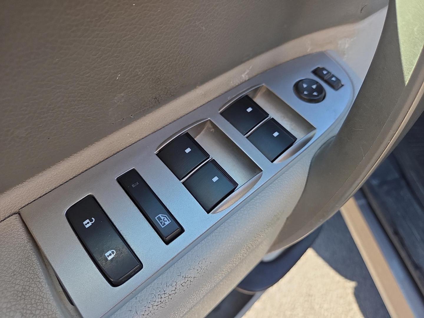 2013 Steel Gray Metallic - 16U /Dark Titanium - 88V GMC Sierra 2500HD Work Truck (1GT21ZCG2DZ) with an Vortec 6L V-8 variable valve control, regular unleaded, engine with 360HP engine, located at 4711 Ave Q, Lubbock, TX, 79412, (806) 687-2362, 33.551304, -101.855293 - Photo#19