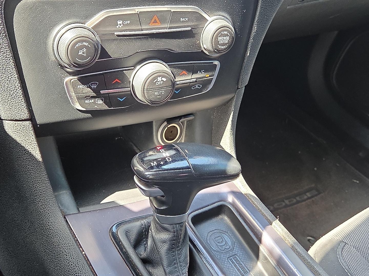 2016 Pitch Black Clearcoat - PX8 /Black - X9 Dodge Charger SXT (2C3CDXHG1GH) with an Pentastar 3.6L V-6 DOHC, variable valve control, regular unleaded, engine with 292HP engine, located at 4711 Ave Q, Lubbock, TX, 79412, (806) 687-2362, 33.551304, -101.855293- Photo#28