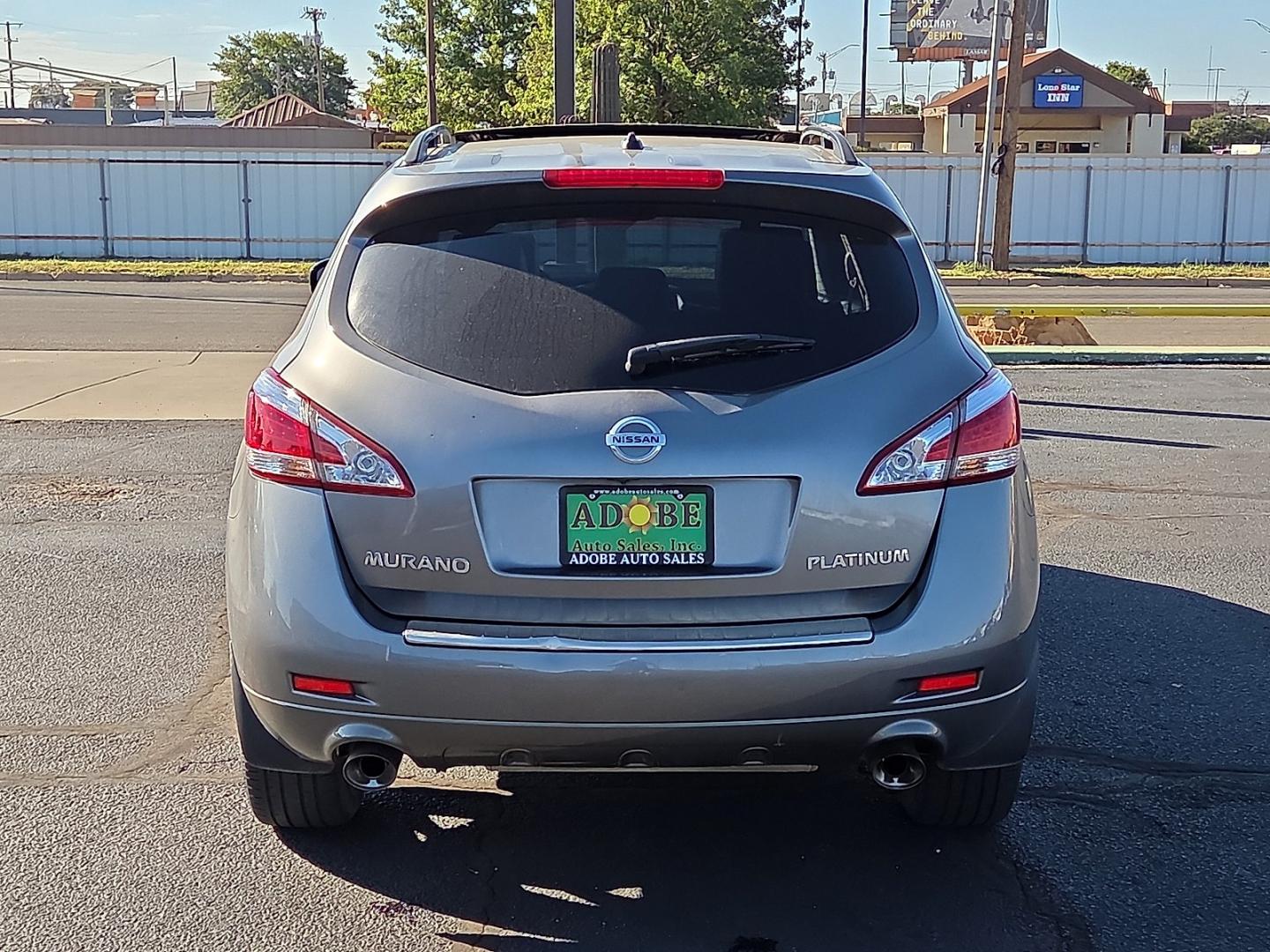 2014 Gun Metallic - KAD /Black - G Nissan Murano LE (JN8AZ1MUXEW) with an 3.5L V-6 DOHC, variable valve control, regular gasoline, engine with 260HP engine, located at 4711 Ave Q, Lubbock, TX, 79412, (806) 687-2362, 33.551304, -101.855293- Photo#3