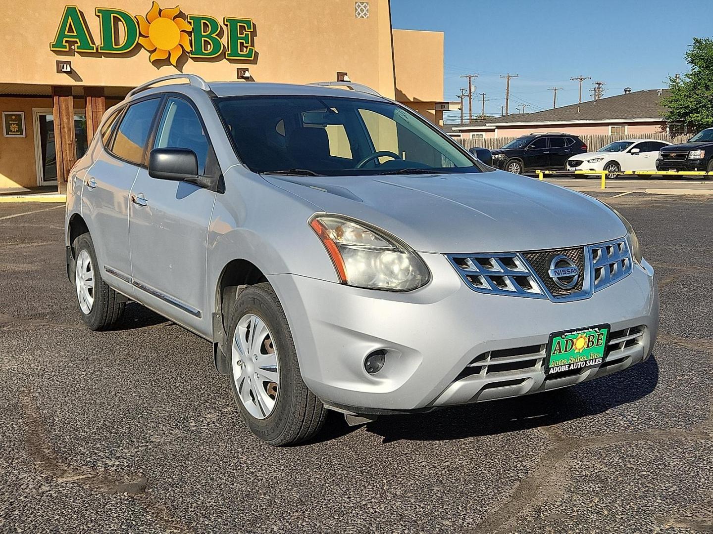 2015 SILVER /Black - G Nissan Rogue Select S (JN8AS5MT8FW) with an 2.5L I-4 DOHC, variable valve control, regular unleaded, engine with 170HP engine, located at 4711 Ave Q, Lubbock, TX, 79412, (806) 687-2362, 33.551304, -101.855293 - Photo#5