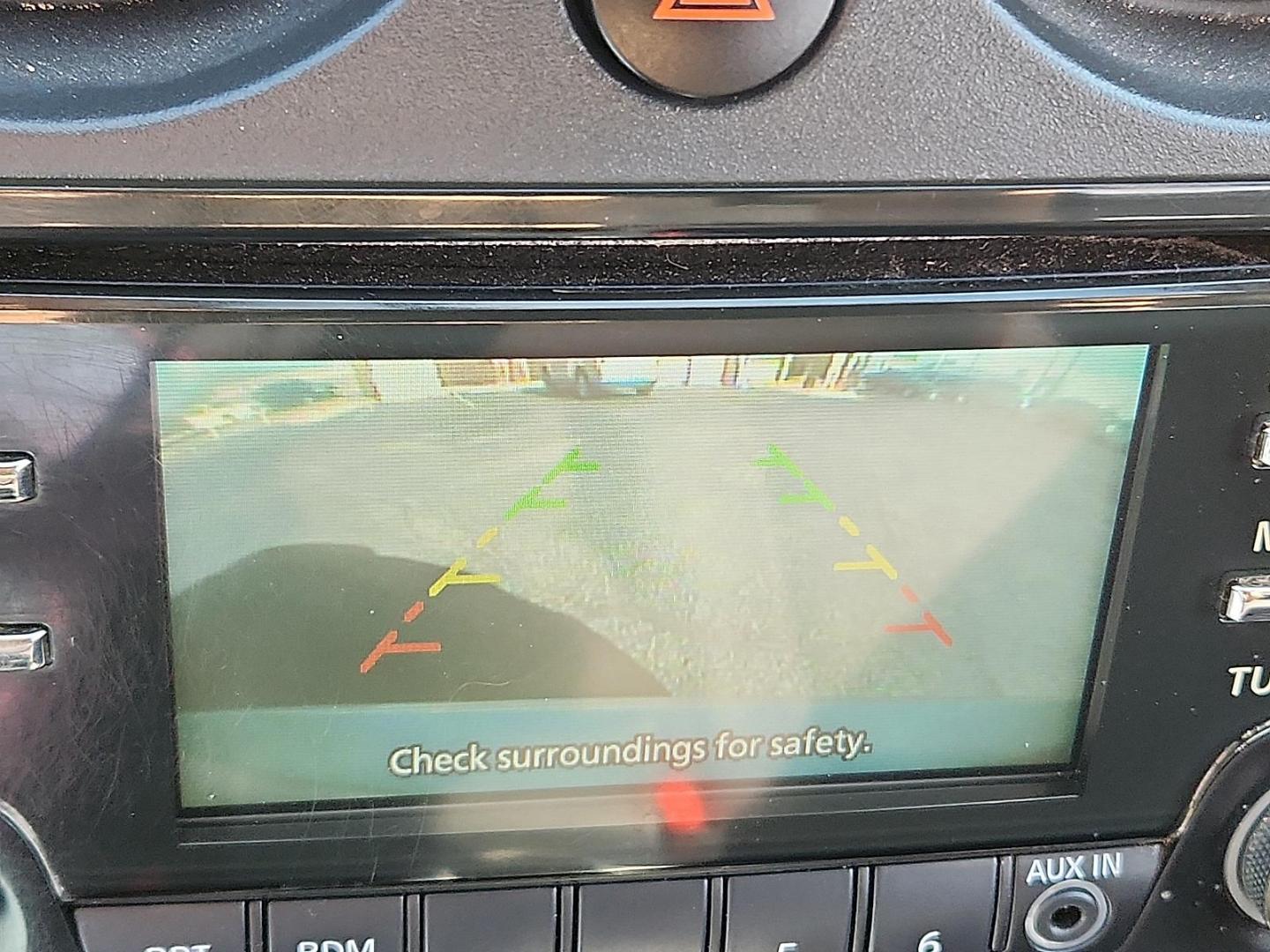 2015 SILVER /Black - G Nissan Rogue Select S (JN8AS5MT8FW) with an 2.5L I-4 DOHC, variable valve control, regular unleaded, engine with 170HP engine, located at 4711 Ave Q, Lubbock, TX, 79412, (806) 687-2362, 33.551304, -101.855293 - Photo#20