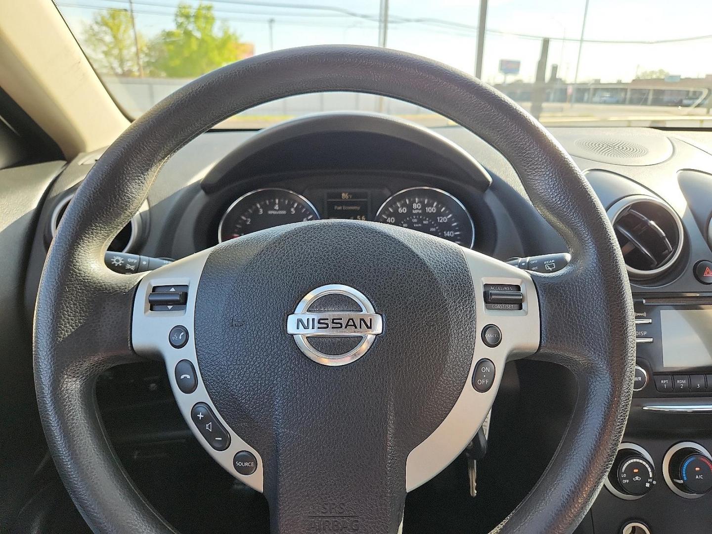 2015 SILVER /Black - G Nissan Rogue Select S (JN8AS5MT8FW) with an 2.5L I-4 DOHC, variable valve control, regular unleaded, engine with 170HP engine, located at 4711 Ave Q, Lubbock, TX, 79412, (806) 687-2362, 33.551304, -101.855293 - Photo#28