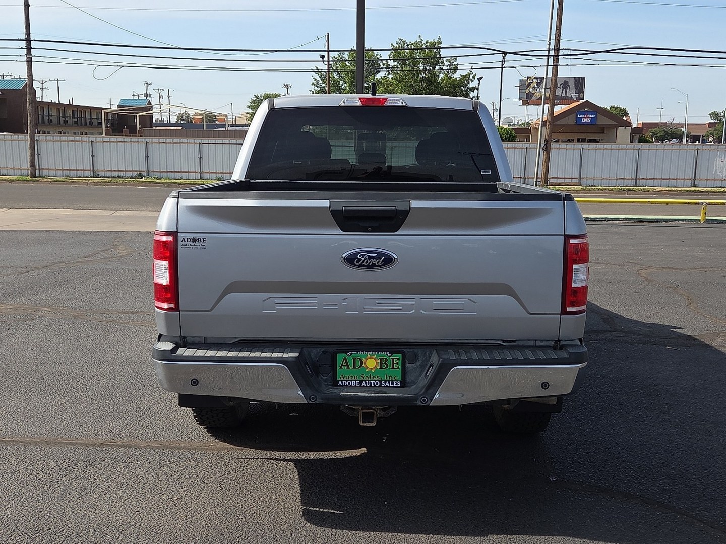 2020 Iconic Silver Metallic - JS /Medium Earth Gray - MG Ford F-150 XLT (1FTEW1E51LK) with an 5L V-8 port/direct injection, DOHC, variable valve control, regular unleaded, engine with 395HP engine, located at 4711 Ave Q, Lubbock, TX, 79412, (806) 687-2362, 33.551304, -101.855293- Photo#3