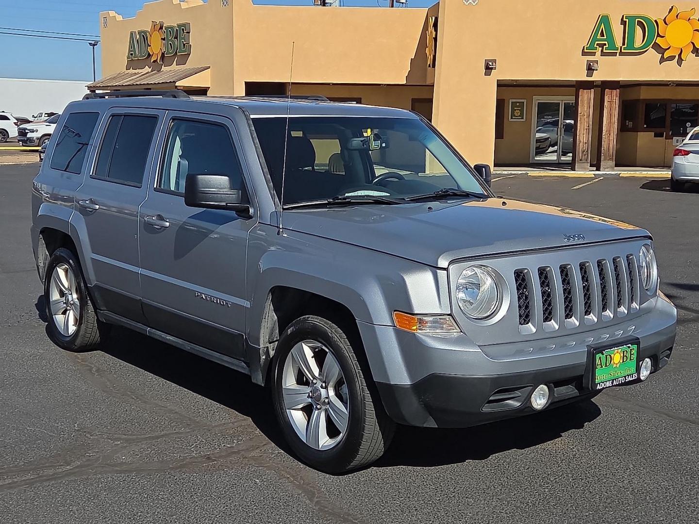 2017 Billet Silver Metallic Clearcoat - PSC /Dark Slate Gray - DV Jeep Patriot Latitude FWD (1C4NJPFA1HD) with an 2L I-4 DOHC, variable valve control, regular unleaded, engine with 158HP engine, located at 4711 Ave Q, Lubbock, TX, 79412, (806) 687-2362, 33.551304, -101.855293 - Photo#6