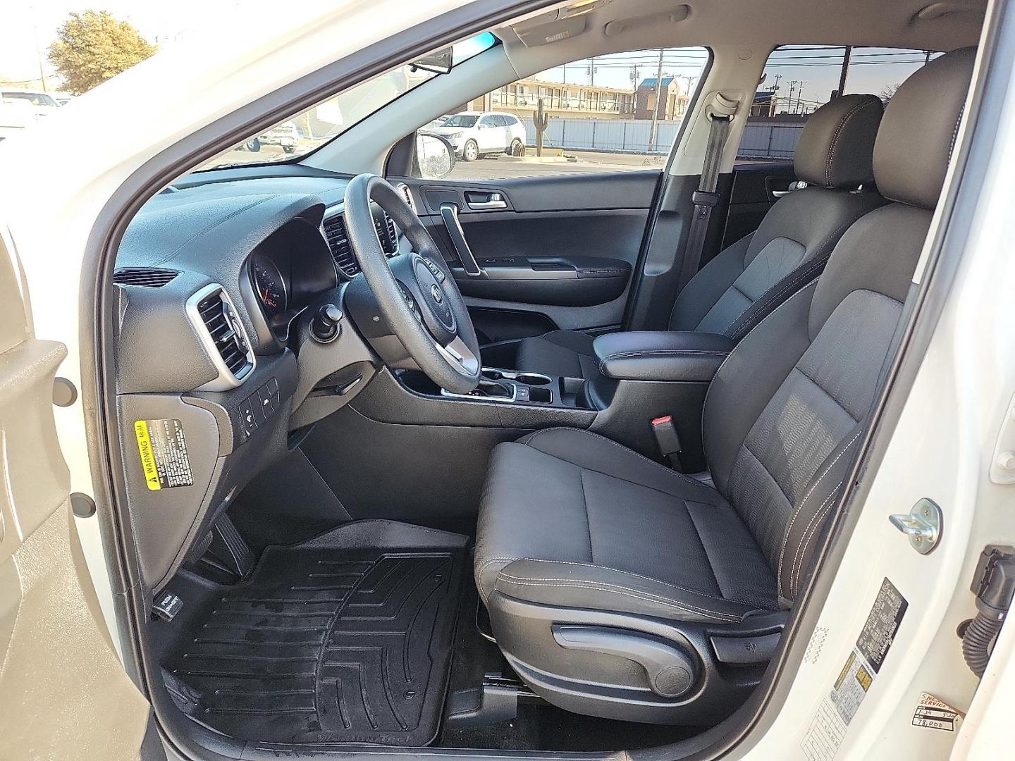 2021 WHITE Kia Sportage LX (KNDPM3AC5M7) with an Theta II 2.4L I-4 gasoline direct injection, DOHC, D-CVVT variable valve control, regular unleaded, engine with 181HP engine, located at 4711 Ave Q, Lubbock, TX, 79412, (806) 687-2362, 33.551304, -101.855293 - Photo#10