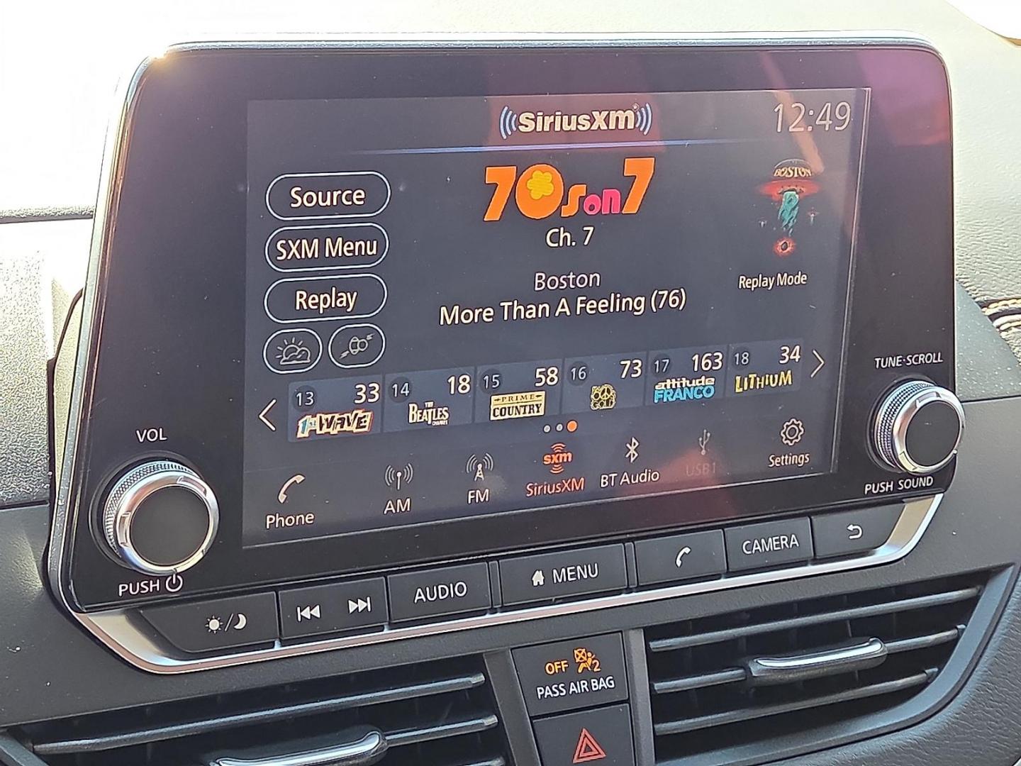 2019 Super Black - KH3 /Sport - N Nissan Altima 2.5 SR (1N4BL4CV2KC) with an 2.5L I-4 gasoline direct injection, DOHC, CVTCS variable valve control, regular unleaded, engine with 182HP engine, located at 4711 Ave Q, Lubbock, TX, 79412, (806) 687-2362, 33.551304, -101.855293 - Photo#27