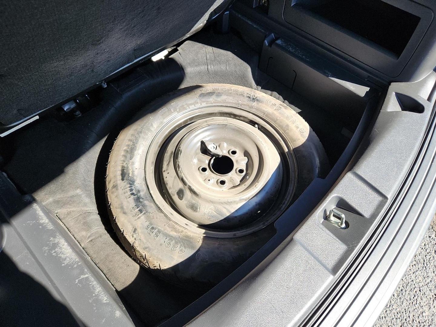 2012 BLACK Jeep Patriot Latitude (1C4NJPFB6CD) with an 2.4L I-4 DOHC, variable valve control, regular unleaded, engine with 172HP engine, located at 4711 Ave Q, Lubbock, TX, 79412, (806) 687-2362, 33.551304, -101.855293 - Photo#10