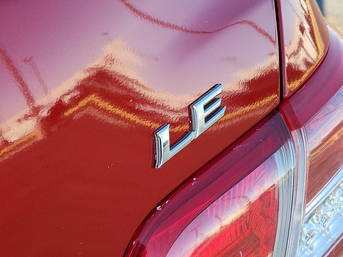 2011 RED Toyota Camry LE (4T1BF3EKXBU) with an 2.5L I-4 DOHC, variable valve control, regular unleaded, engine with 169HP engine, located at 4711 Ave Q, Lubbock, TX, 79412, (806) 687-2362, 33.551304, -101.855293 - Photo#7