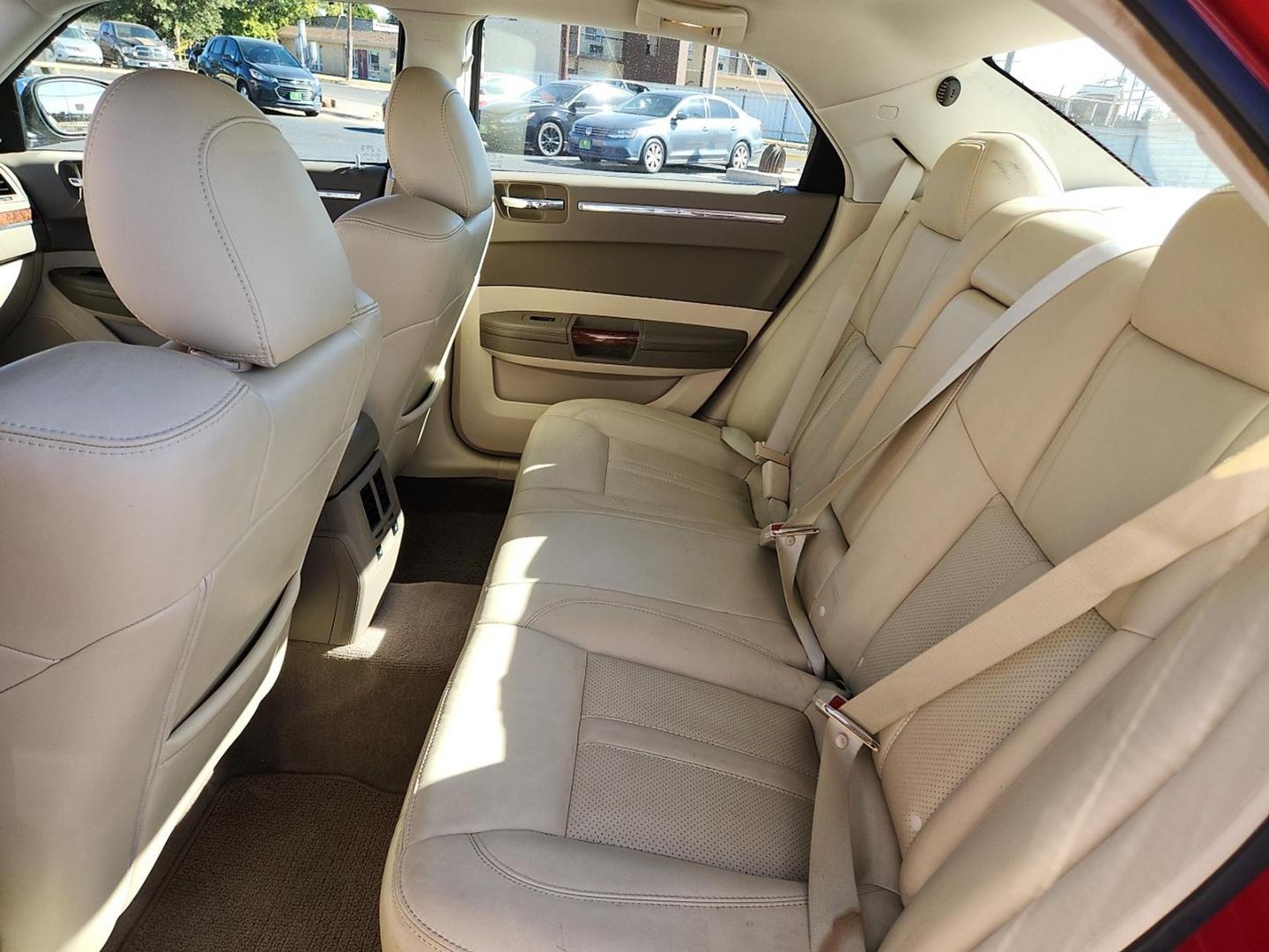 2008 RED Chrysler 300C Hemi (2C3LA63HX8H) with an HEMI 5.7L V-8 regular unleaded, engine with cylinder deactivation and 340HP engine, located at 4711 Ave Q, Lubbock, TX, 79412, (806) 687-2362, 33.551304, -101.855293 - Photo#11