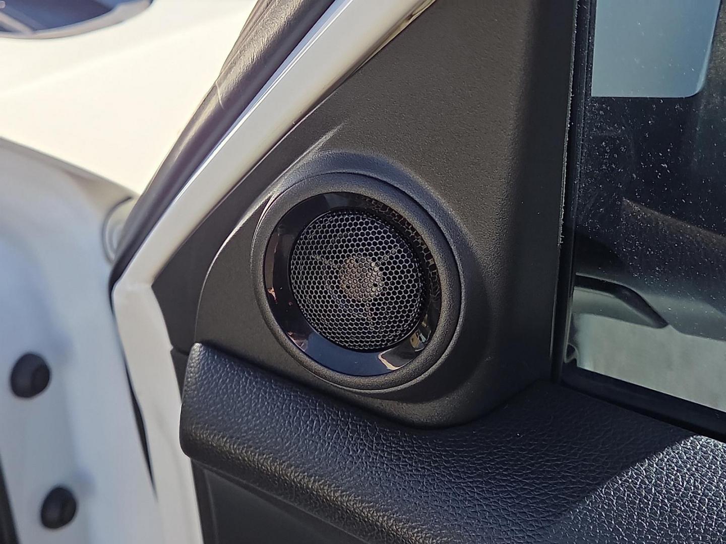 2017 White Orchid Pearl - WA /Ivory - IV Honda Civic EX (2HGFC2F77HH) with an 2L I-4 DOHC, variable valve control, regular unleaded, engine with 158HP engine, located at 4711 Ave Q, Lubbock, TX, 79412, (806) 687-2362, 33.551304, -101.855293 - Photo#13