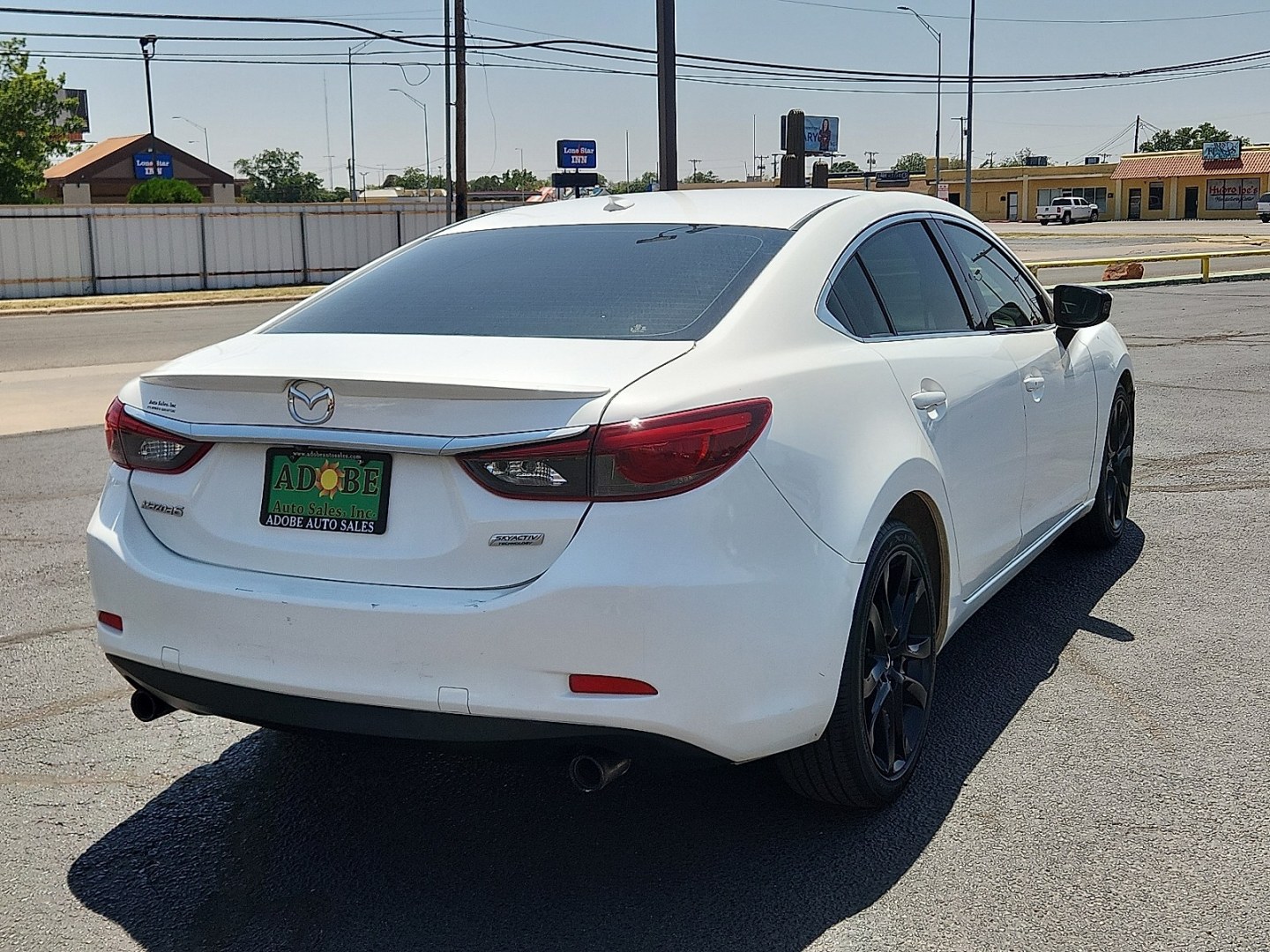 2016 WHITE /Parchment - GP8 Mazda Mazda6 i Grand Touring (JM1GJ1W58G1) with an SKYACTIV-G 2.5L I-4 gasoline direct injection, DOHC, variable valve control, regular unleaded, engine with 184HP engine, located at 4711 Ave Q, Lubbock, TX, 79412, (806) 687-2362, 33.551304, -101.855293- Photo#3