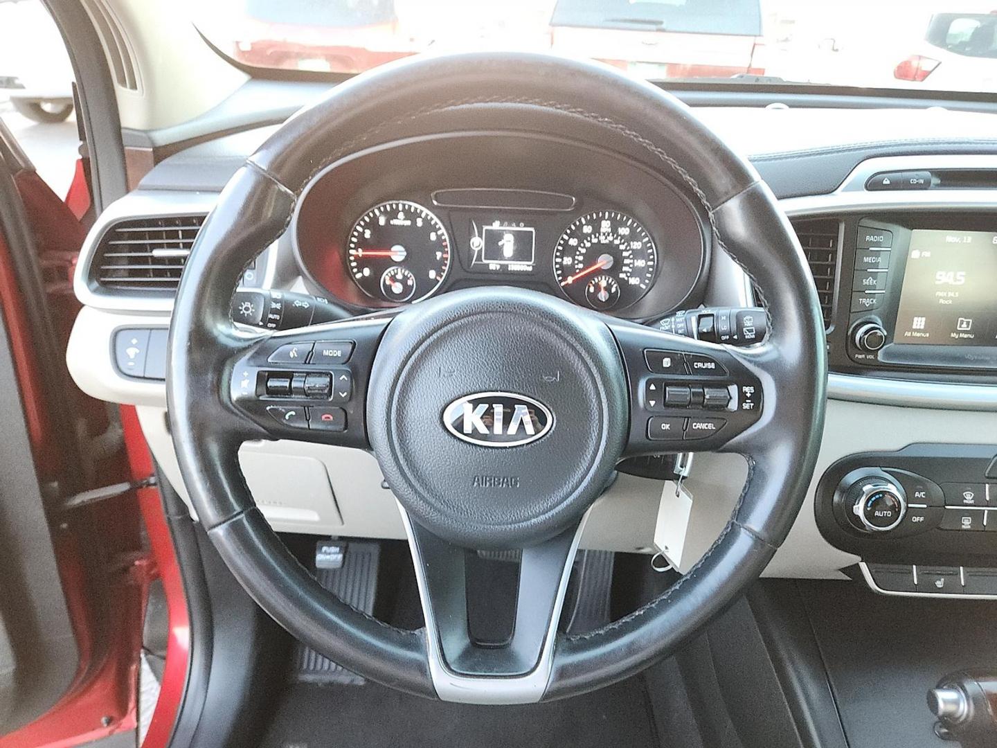 2018 MAROON Kia Sorento 2.4L LX (5XYPGDA37JG) with an 2.4L I-4 gasoline direct injection, DOHC, variable valve control, regular unleaded, engine with 185HP engine, located at 4711 Ave Q, Lubbock, TX, 79412, (806) 687-2362, 33.551304, -101.855293 - Photo#22