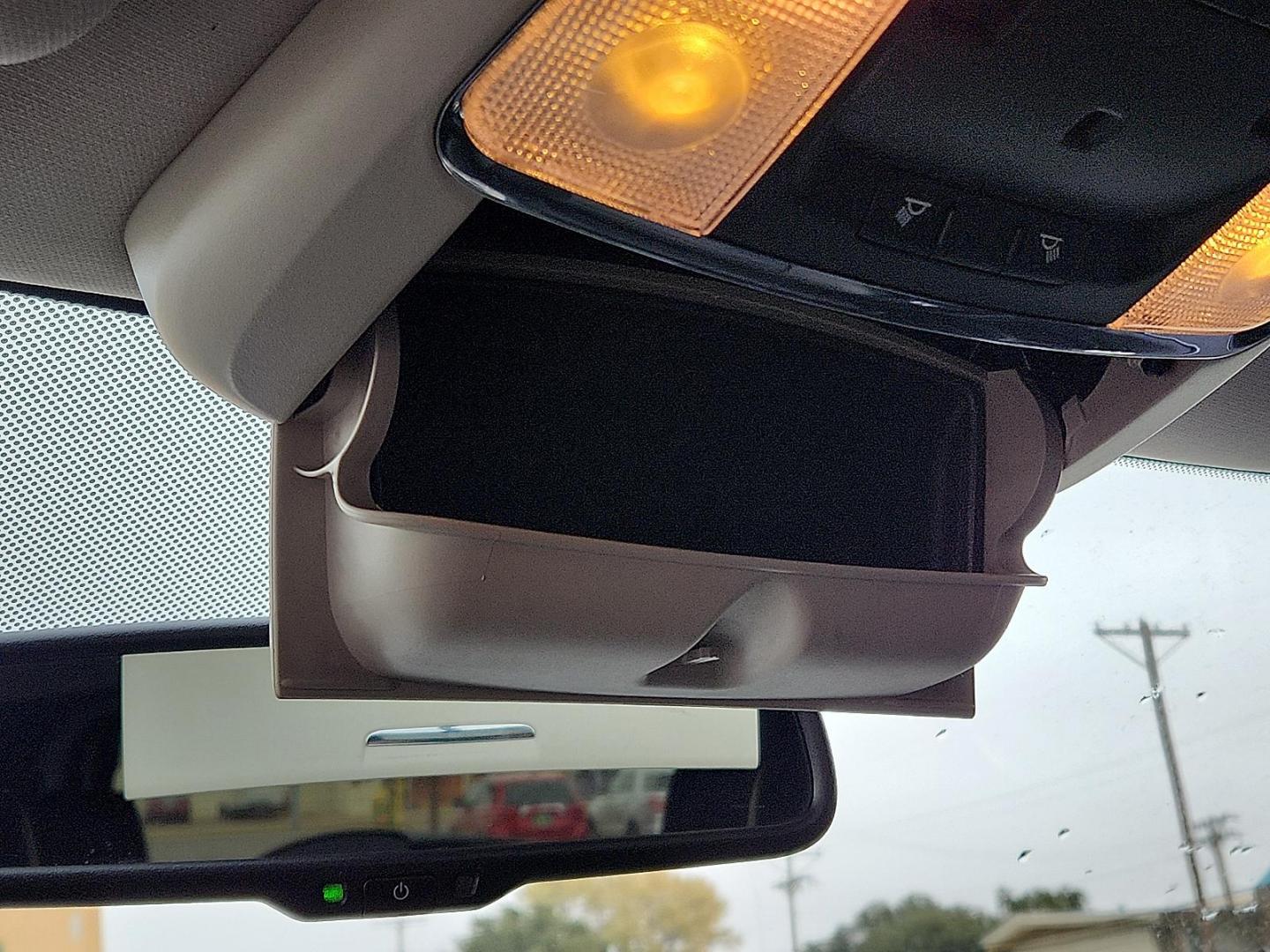 2013 BLUE Jeep Grand Cherokee Laredo (1C4RJFAT7DC) with an HEMI 5.7L V-8 variable valve control, regular unleaded, engine with cylinder deactivation and 360HP engine, located at 4711 Ave Q, Lubbock, TX, 79412, (806) 687-2362, 33.551304, -101.855293 - Photo#28