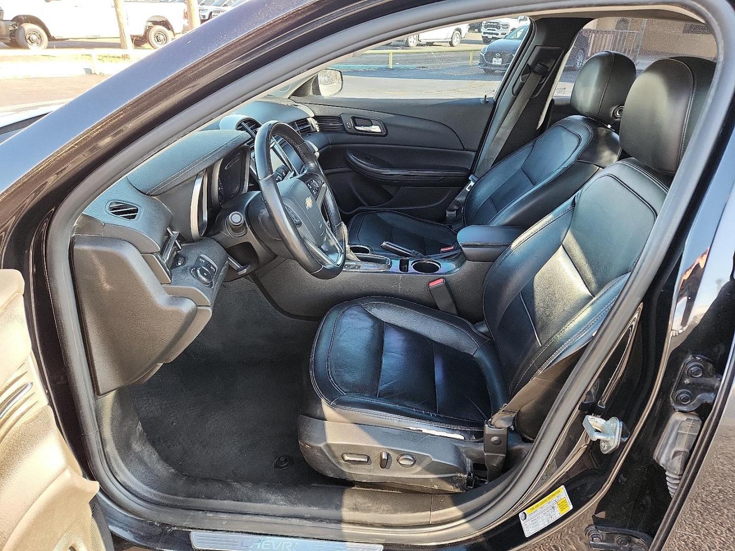 2015 BLACK Chevrolet Malibu 1LZ (1G11F5SLXFF) with an ECOTEC 2.5L I-4 gasoline direct injection, DOHC, variable valve control, regular unleaded, engine with 196HP engine, located at 4711 Ave Q, Lubbock, TX, 79412, (806) 687-2362, 33.551304, -101.855293 - Photo#11