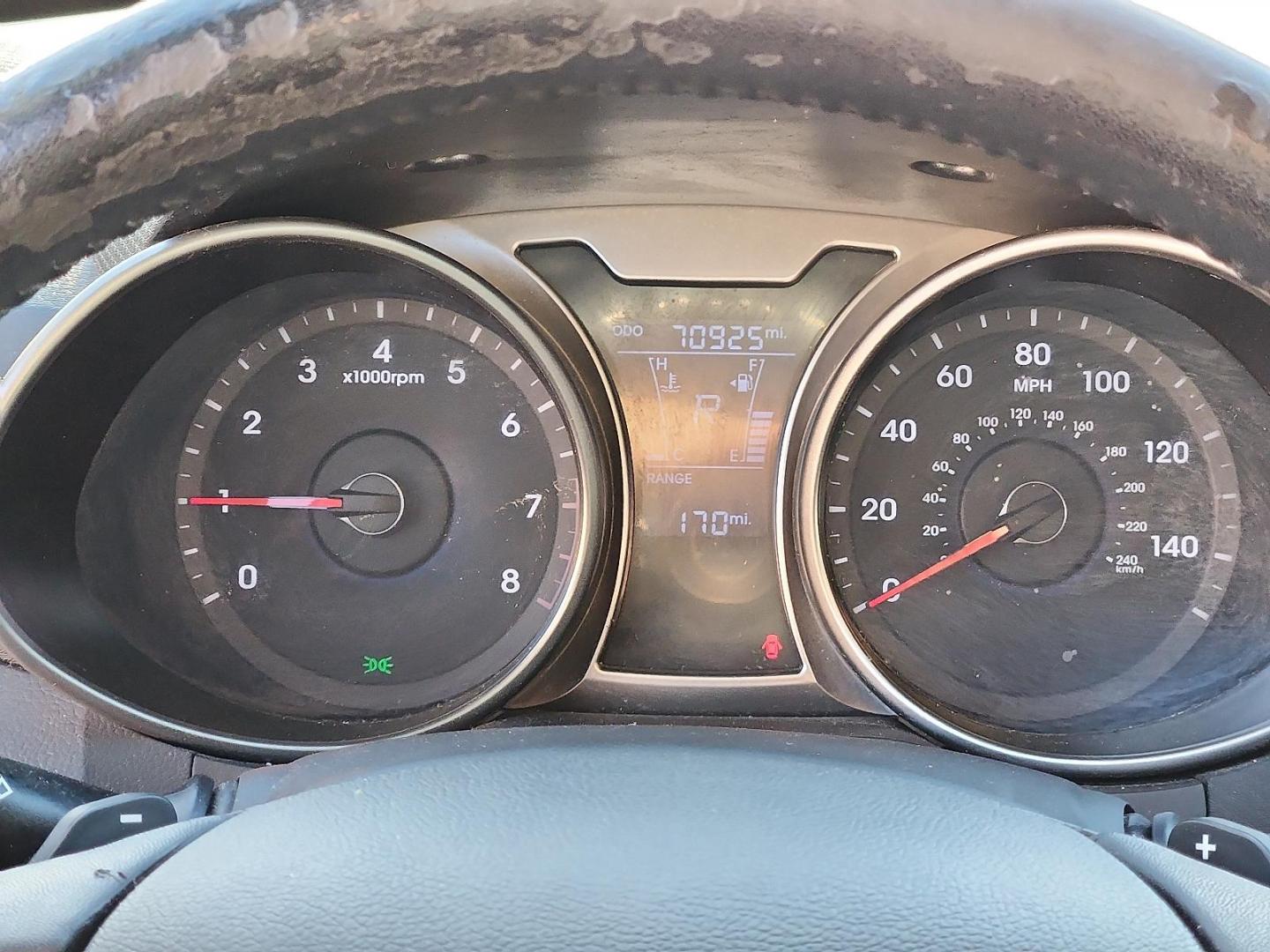 2013 BLACK Hyundai Veloster Base w/Gray (KMHTC6AD9DU) with an 1.6L I-4 gasoline direct injection, DOHC, variable valve control, regular unleaded, engine with 132HP engine, located at 4711 Ave Q, Lubbock, TX, 79412, (806) 687-2362, 33.551304, -101.855293 - Photo#15