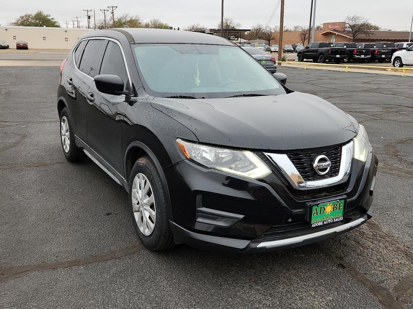 2017 BLACK Nissan Rogue S (JN8AT2MT3HW) with an 2.5L I-4 DOHC, variable valve control, regular unleaded, engine with 170HP engine, located at 4711 Ave Q, Lubbock, TX, 79412, (806) 687-2362, 33.551304, -101.855293 - Photo#5