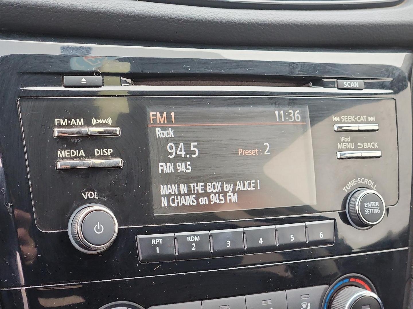 2017 BLACK Nissan Rogue S (JN8AT2MT3HW) with an 2.5L I-4 DOHC, variable valve control, regular unleaded, engine with 170HP engine, located at 4711 Ave Q, Lubbock, TX, 79412, (806) 687-2362, 33.551304, -101.855293 - Photo#18