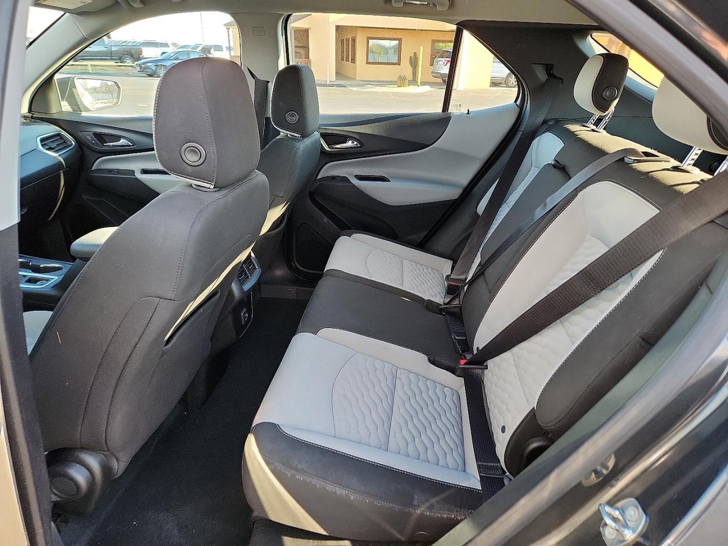 2019 GRAY Chevrolet Equinox LS (2GNAXSEV7K6) with an 1.5L I-4 gasoline direct injection, DOHC, VVT variable valve control, intercooled turbo, regular unleaded, engine with 170HP engine, located at 4711 Ave Q, Lubbock, TX, 79412, (806) 687-2362, 33.551304, -101.855293 - Photo#8