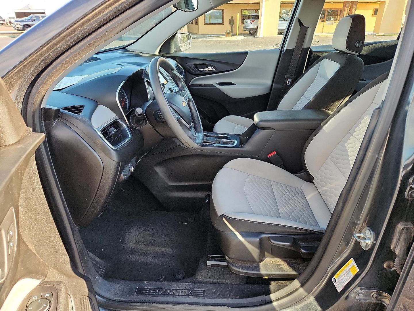 2019 GRAY Chevrolet Equinox LS (2GNAXSEV7K6) with an 1.5L I-4 gasoline direct injection, DOHC, VVT variable valve control, intercooled turbo, regular unleaded, engine with 170HP engine, located at 4711 Ave Q, Lubbock, TX, 79412, (806) 687-2362, 33.551304, -101.855293 - Photo#10