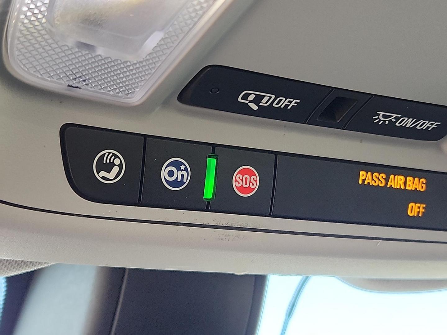 2019 GRAY Chevrolet Equinox LS (2GNAXSEV7K6) with an 1.5L I-4 gasoline direct injection, DOHC, VVT variable valve control, intercooled turbo, regular unleaded, engine with 170HP engine, located at 4711 Ave Q, Lubbock, TX, 79412, (806) 687-2362, 33.551304, -101.855293 - Photo#19