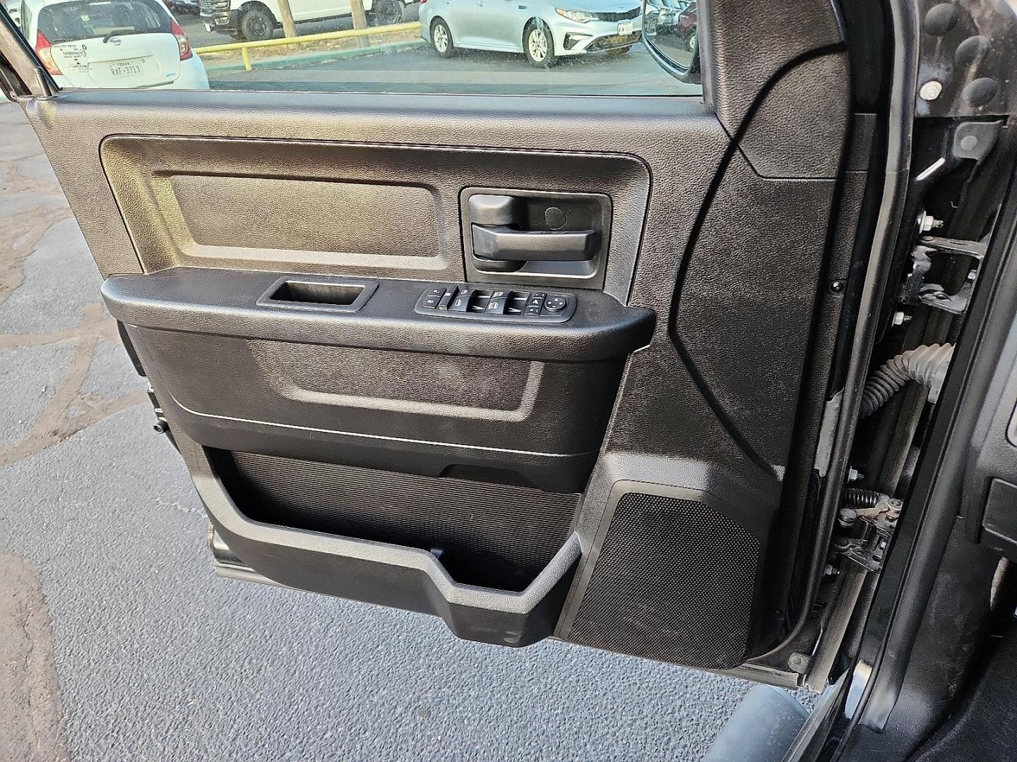 2019 BLACK Ram 1500 Classic Tradesman Quad Cab 4x2 6'4" Box (1C6RR6FT9KS) with an HEMI 5.7L V-8 variable valve control, regular unleaded, engine with cylinder deactivation and 395HP engine, located at 4711 Ave Q, Lubbock, TX, 79412, (806) 687-2362, 33.551304, -101.855293 - Photo#12