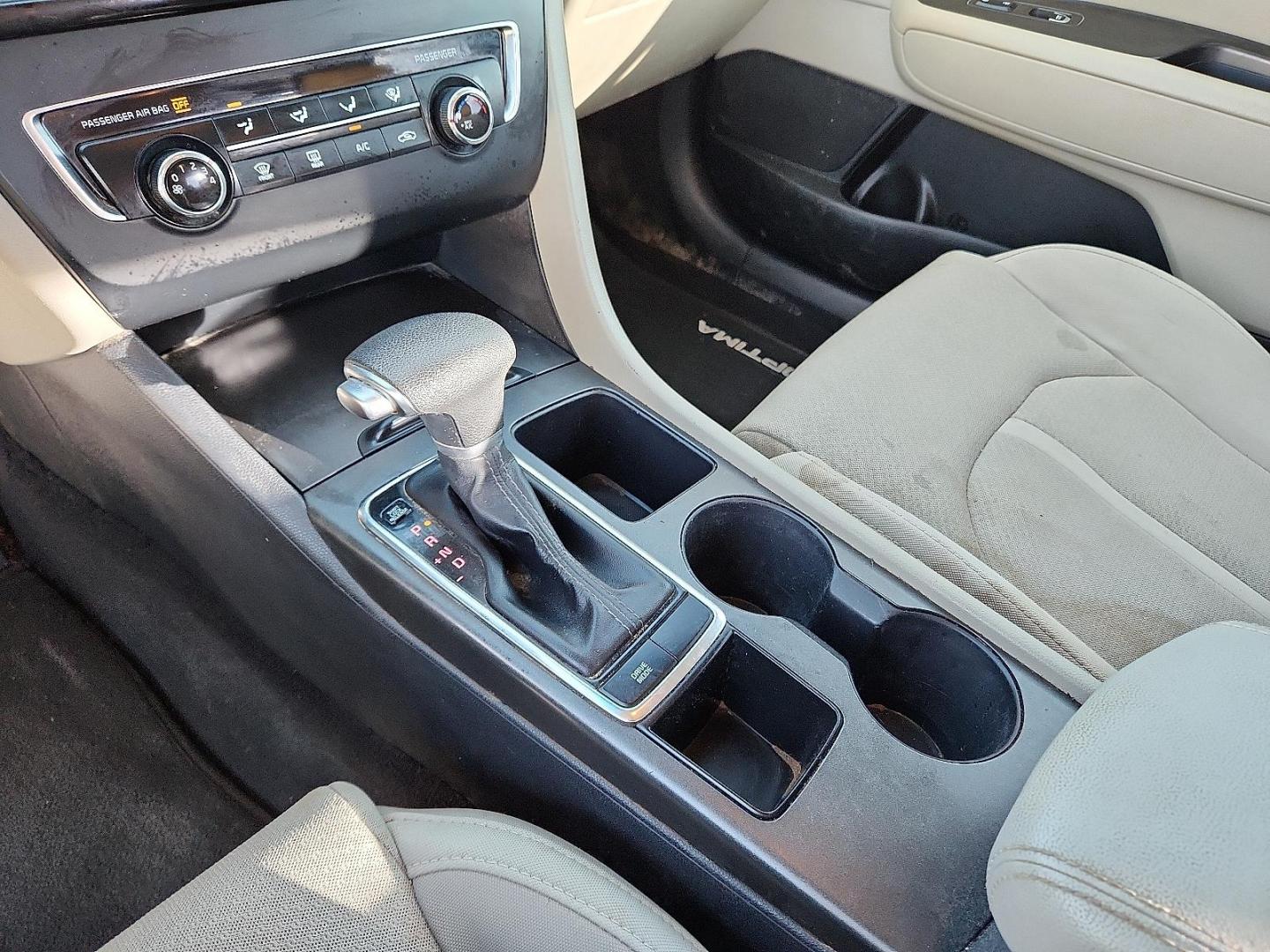 2016 BLACK Kia Optima LX (5XXGT4L35GG) with an Theta II 2.4L I-4 gasoline direct injection, DOHC, CVVT variable valve control, regular unleaded, engine with 185HP engine, located at 4711 Ave Q, Lubbock, TX, 79412, (806) 687-2362, 33.551304, -101.855293 - Photo#24