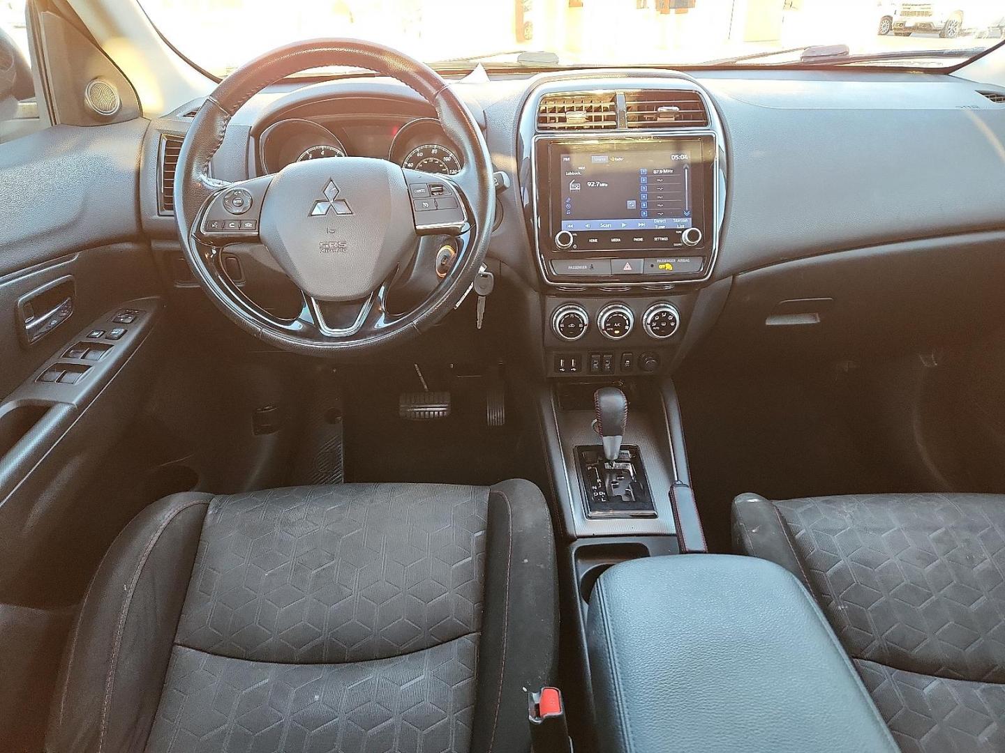 2021 SILVER Mitsubishi Outlander Sport 2.0 ES 2WD (JA4APUAU4MU) with an 2L I-4 DOHC, MIVEC variable valve control, regular unleaded, engine with 148HP engine, located at 4711 Ave Q, Lubbock, TX, 79412, (806) 687-2362, 33.551304, -101.855293 - Photo#9