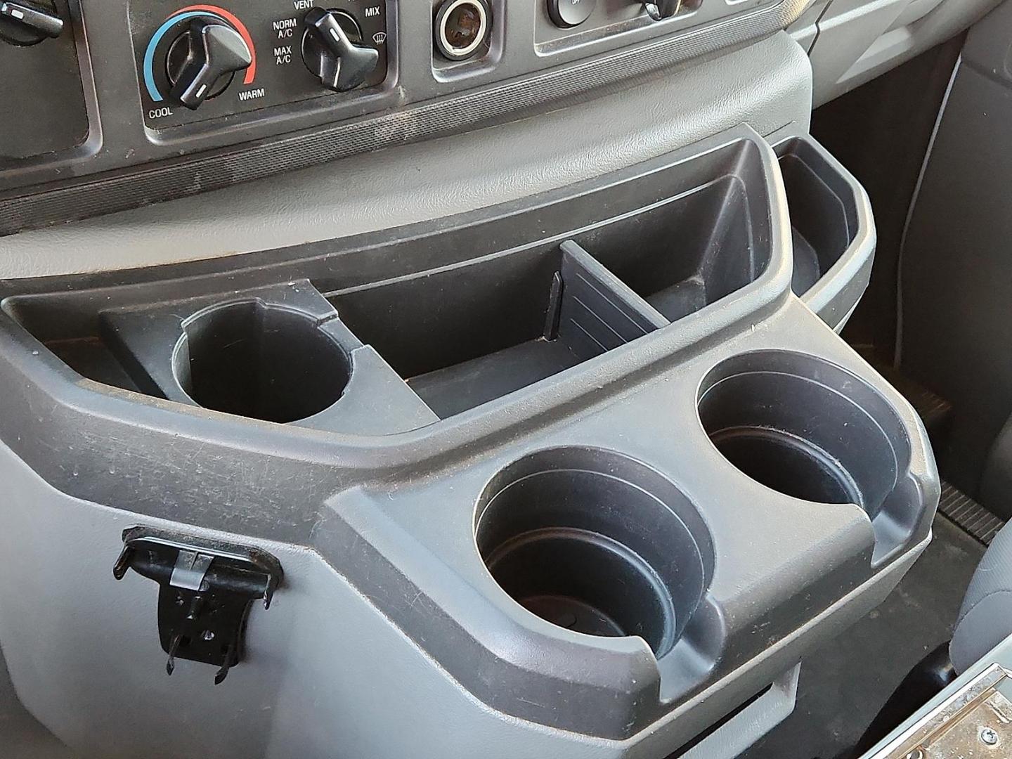 2011 WHITE Ford E-250 Commercial (1FTNE2EL3BD) with an Triton 5.4L V-8 engine with 255HP engine, located at 4711 Ave Q, Lubbock, TX, 79412, (806) 687-2362, 33.551304, -101.855293 - Photo#16