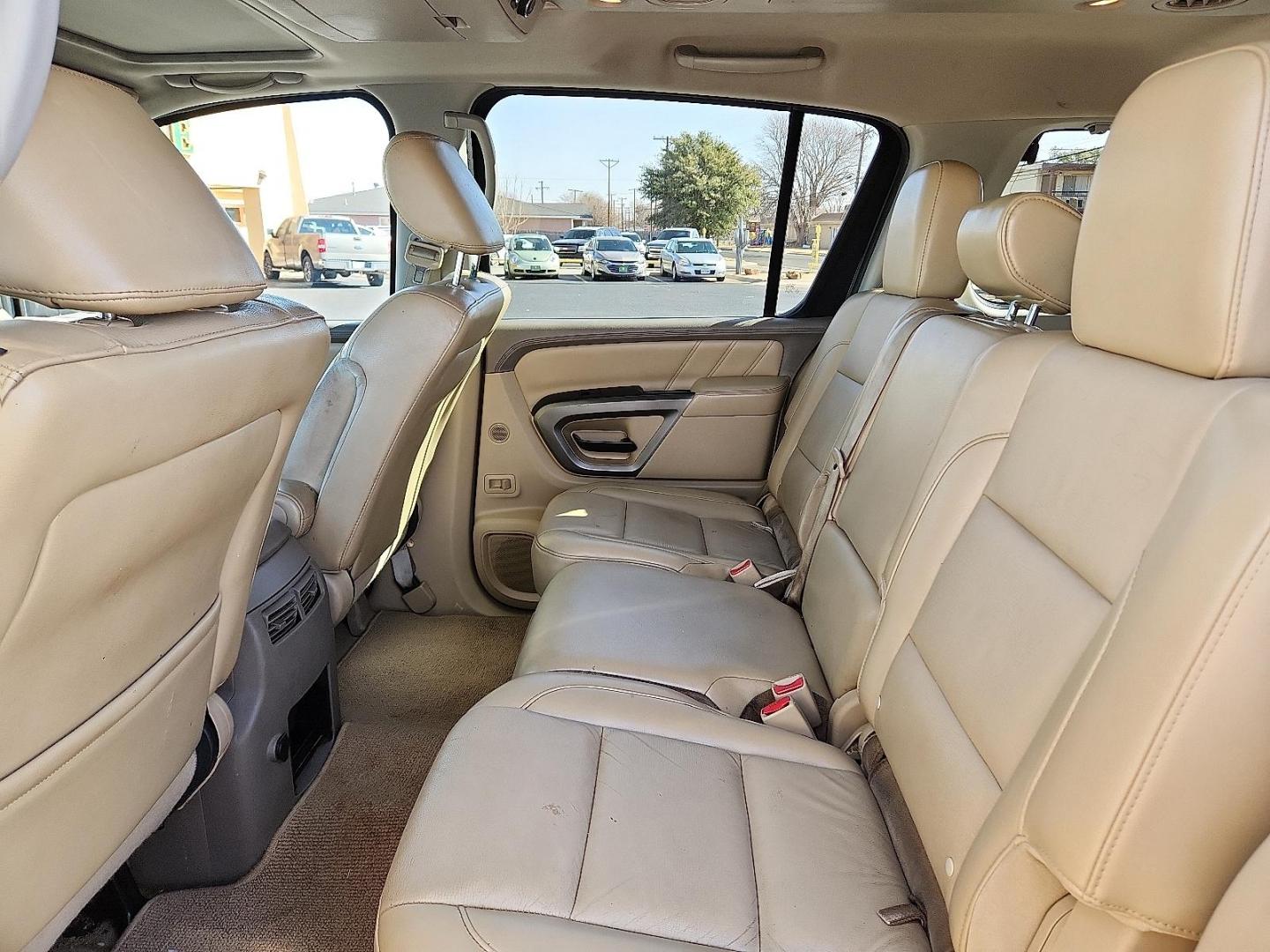 2015 WHITE Nissan Armada SL (5N1BA0ND6FN) with an Endurance 5.6L V-8 DOHC, variable valve control, regular unleaded, engine with 317HP engine, located at 4711 Ave Q, Lubbock, TX, 79412, (806) 687-2362, 33.551304, -101.855293 - Photo#8
