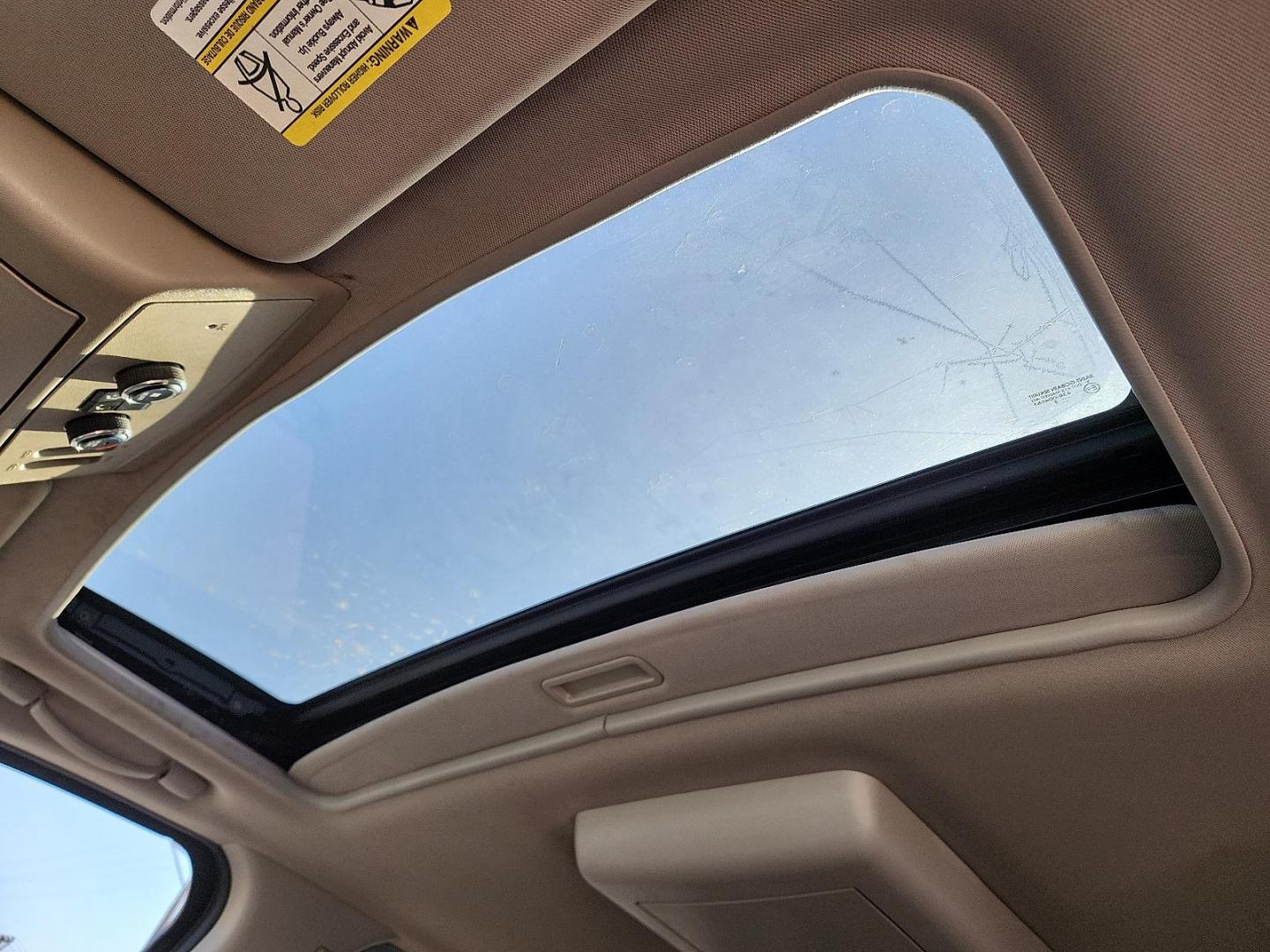 2015 WHITE Nissan Armada SL (5N1BA0ND6FN) with an Endurance 5.6L V-8 DOHC, variable valve control, regular unleaded, engine with 317HP engine, located at 4711 Ave Q, Lubbock, TX, 79412, (806) 687-2362, 33.551304, -101.855293 - Photo#19