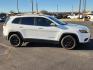 2019 WHITE Jeep Cherokee Latitude Plus FWD (1C4PJLLB0KD) with an MultiAir2 Tigershark 2.4L I-4 variable valve control, regular unleaded, engine with 180HP engine, located at 4711 Ave Q, Lubbock, TX, 79412, (806) 687-2362, 33.551304, -101.855293 - Photo#4