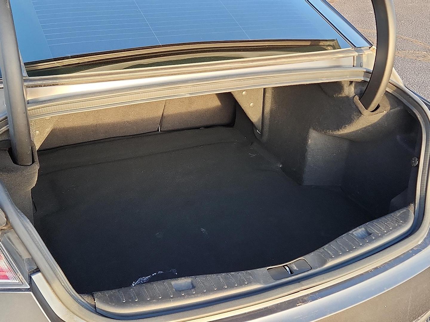 2016 GRAY Lincoln MKZ (3LN6L2G95GR) with an EcoBoost 2L I-4 gasoline direct injection, DOHC, variable valve control, intercooled turbo, premium unleaded, engine with 240HP engine, located at 4711 Ave Q, Lubbock, TX, 79412, (806) 687-2362, 33.551304, -101.855293 - Photo#7