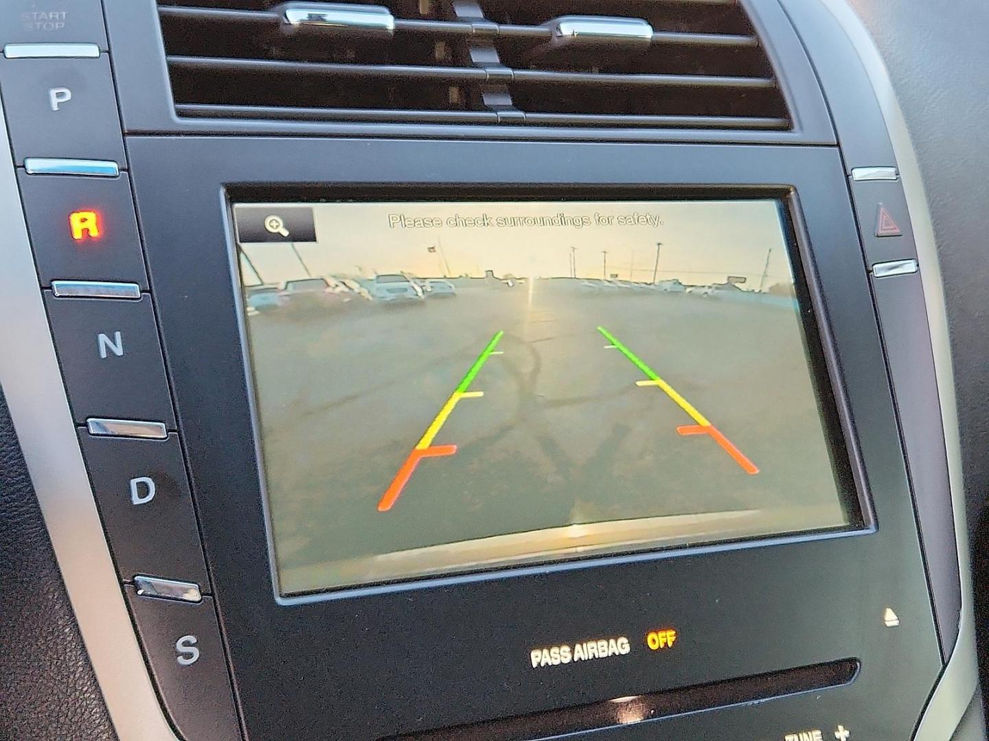 2016 GRAY Lincoln MKZ (3LN6L2G95GR) with an EcoBoost 2L I-4 gasoline direct injection, DOHC, variable valve control, intercooled turbo, premium unleaded, engine with 240HP engine, located at 4711 Ave Q, Lubbock, TX, 79412, (806) 687-2362, 33.551304, -101.855293 - Photo#14