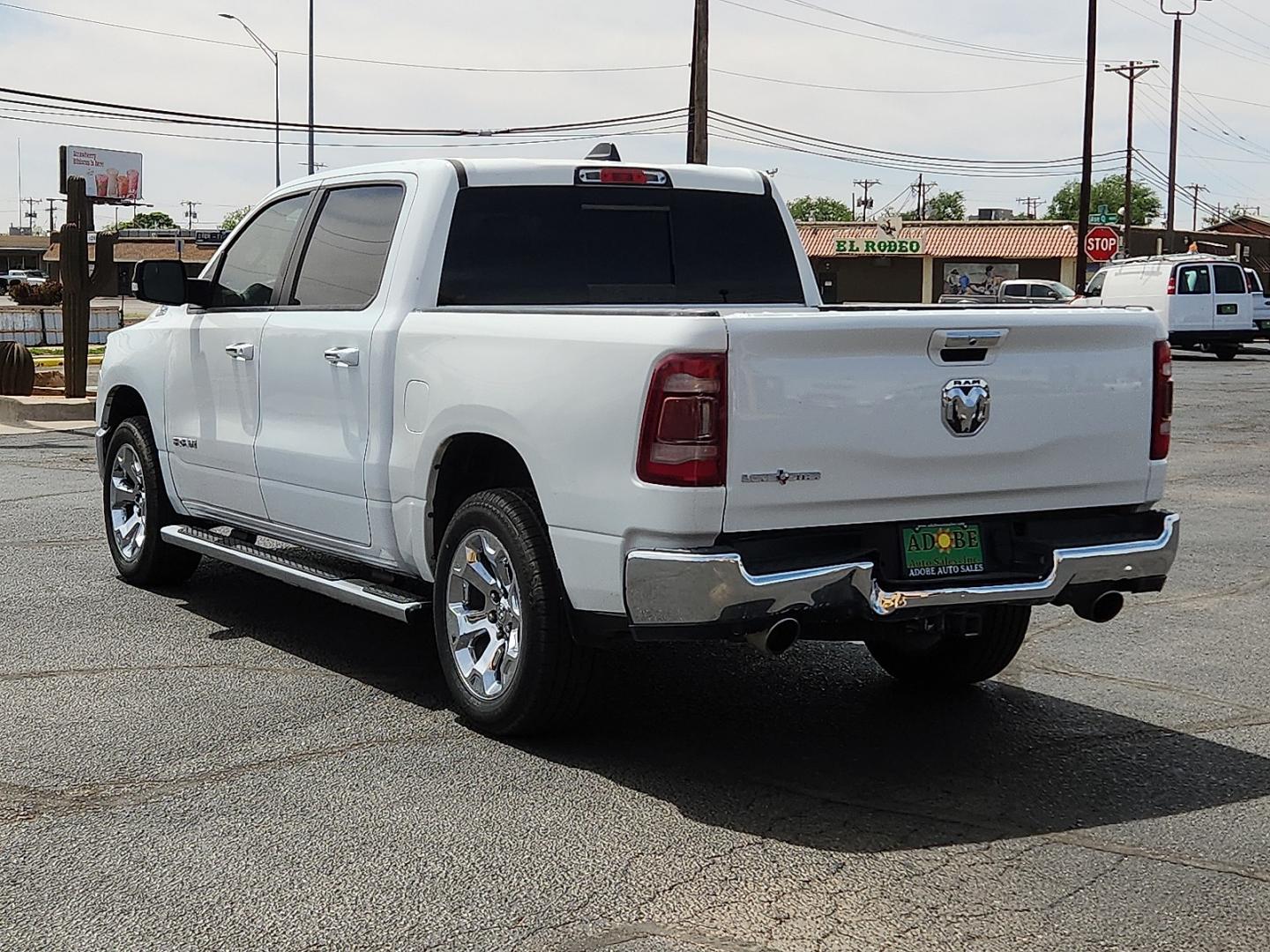 2019 WHITE /Black - X9 Ram 1500 Big Horn/Lone Star Crew Cab 4x2 5'7" Box (1C6RREFT8KN) with an HEMI 5.7L V-8 variable valve control, regular unleaded, engine with cylinder deactivation and 395HP engine, located at 4711 Ave Q, Lubbock, TX, 79412, (806) 687-2362, 33.551304, -101.855293 - Photo#2